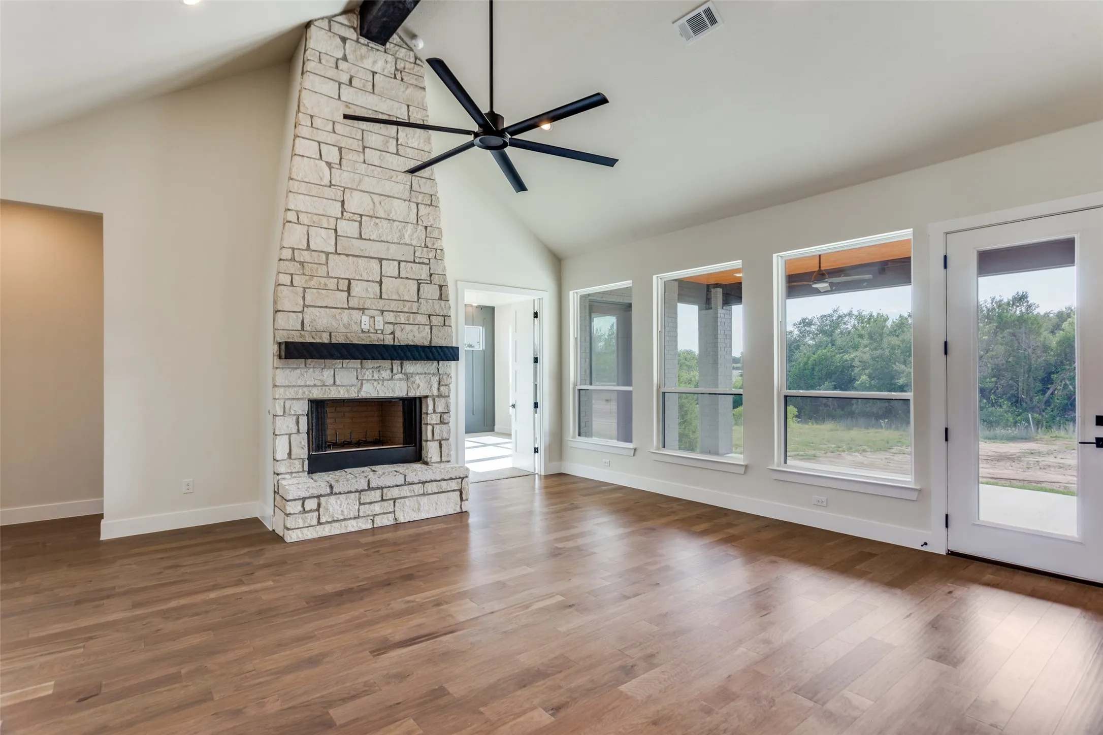 Single Family Residence For Sale in Parker County , 1037 Woodland Road, Weatherford, Texas 76088, 3 Bedroom, 3 Bathroom, 2 Garage spaces, 2,710 Sqft, built in 2025, mls#21331196, Real Estate Agent in Weatherford, Homes For Sale in Parker county, Homes For Sale in Weatherford, Realtor in Weatherford Texas, Real Estate Brokerage Independent Realty Texas, Luminita Cordes Realtor