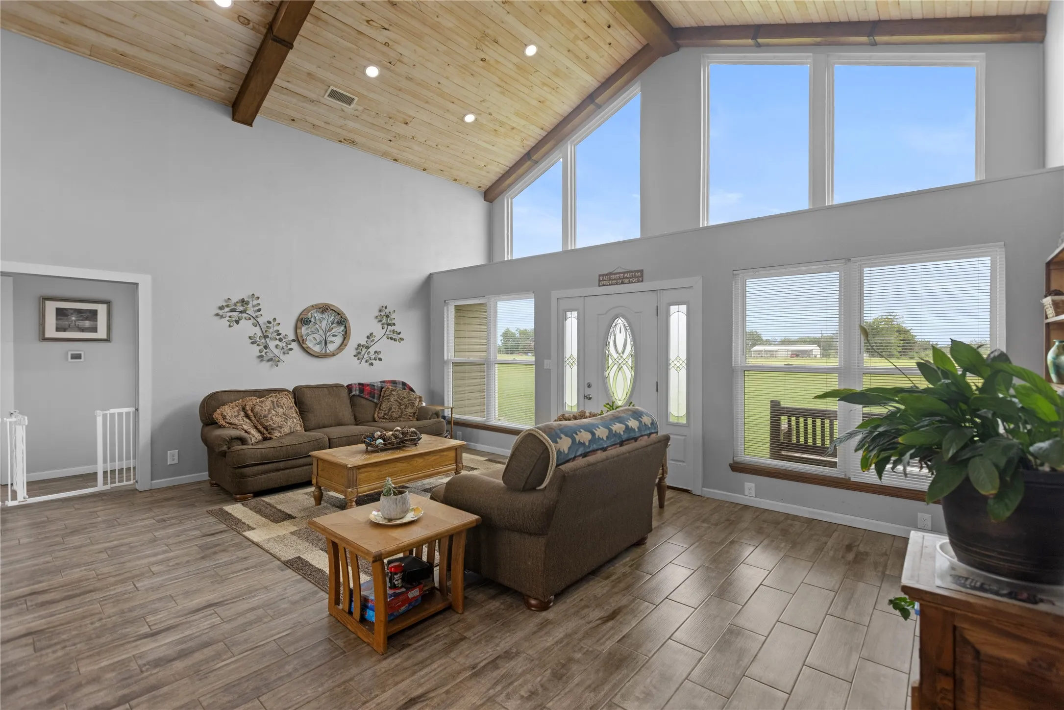 Single Family Residence For Sale in Lamar County , 161 County Road 33450, Sumner, Texas 75486, 3 Bedroom, 2 Bathroom, Garage spaces, 2,112 Sqft, built in 2019, mls#21336846, Real Estate Agent in Sumner, Homes For Sale in Lamar county, Homes For Sale in Sumner, Realtor in Sumner Texas, Real Estate Brokerage Independent Realty Texas, Luminita Cordes Realtor