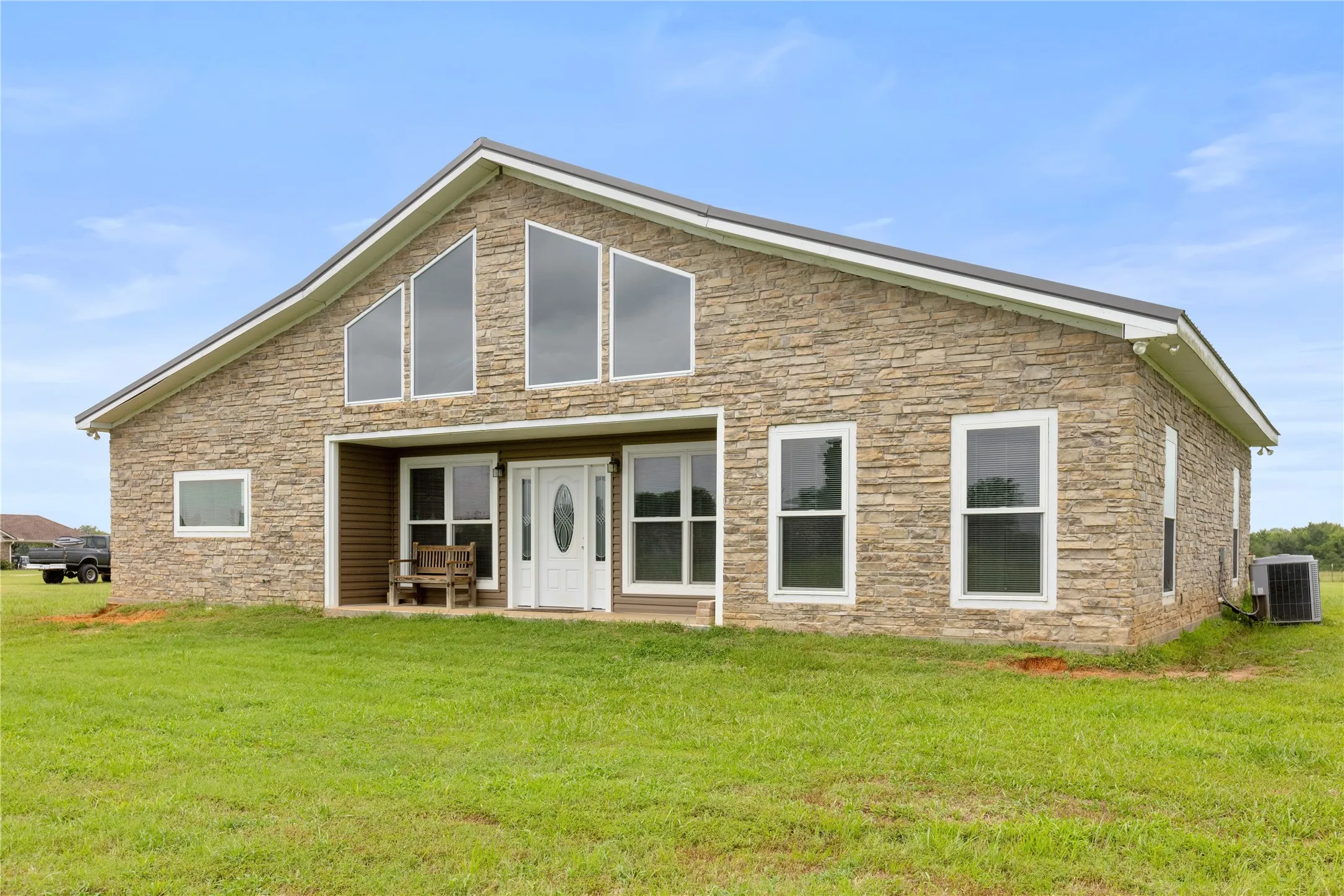 Single Family Residence For Sale in Lamar County , 161 County Road 33450, Sumner, Texas 75486, 3 Bedroom, 2 Bathroom, Garage spaces, 2,112 Sqft, built in 2019, mls#21336846, Real Estate Agent in Sumner, Homes For Sale in Lamar county, Homes For Sale in Sumner, Realtor in Sumner Texas, Real Estate Brokerage Independent Realty Texas, Luminita Cordes Realtor