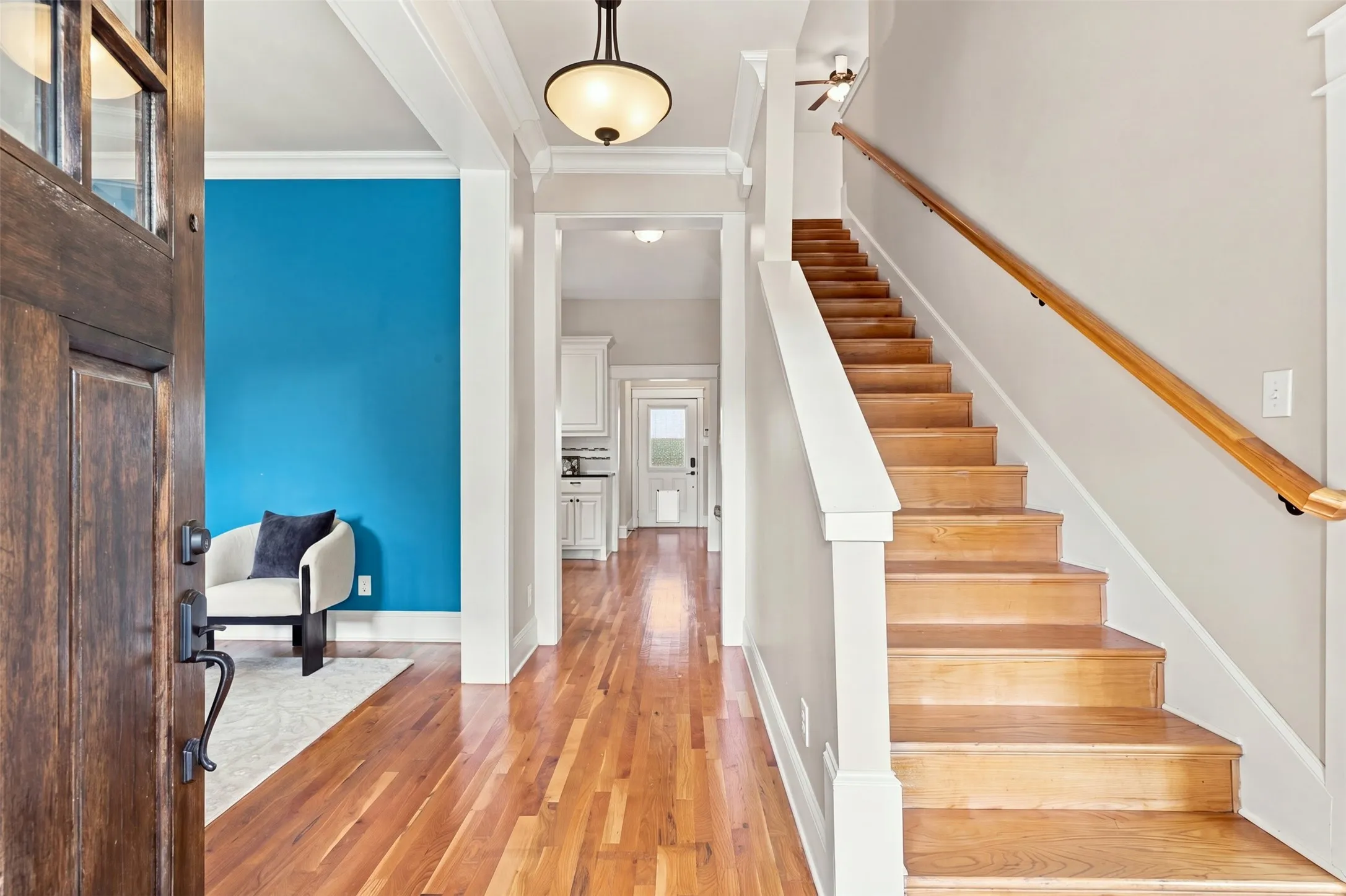 Single Family Residence For Sale in Tarrant County , 1604 Washington Avenue, Fort Worth, Texas 76104, 4 Bedroom, 3 Bathroom, 1 Garage spaces, 2,294 Sqft, built in 2013, mls#21337480, Real Estate Agent in Fort Worth, Homes For Sale in Tarrant county, Homes For Sale in Fort Worth, Realtor in Fort Worth Texas, Real Estate Brokerage Independent Realty Texas, Luminita Cordes Realtor
