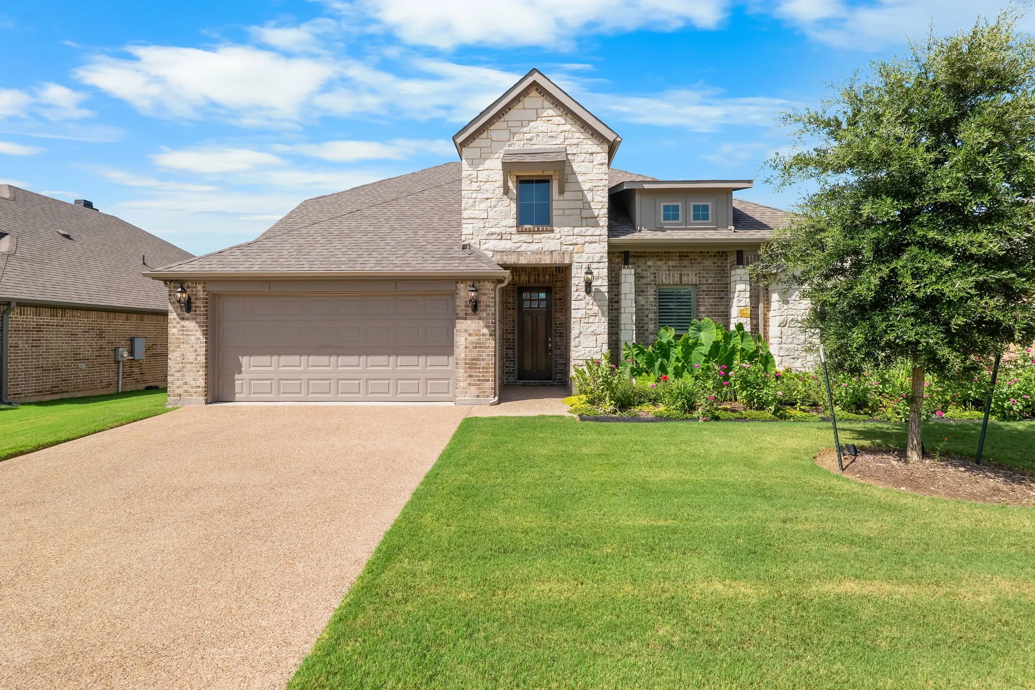 Single Family Residence For Sale in Mc Lennan County , 1801 Fabian Drive, Waco, Texas 76712, 4 Bedrooms, 3 Bathrooms, 2 Garage spaces, 2,922 Sqft, built in 2022, Price $589,900, mls#21324040, Real Estate Agent in Waco, Homes For Sale in Mc Lennan county, Homes For Sale in Waco, Realtor in Waco Texas, Real Estate Brokerage Independent Realty Texas, Luminita Cordes Realtor