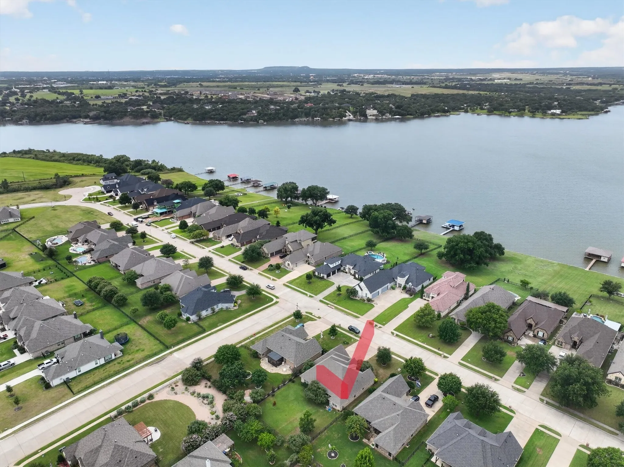 Single Family Residence For Sale in Hood County , 3545 Abes Landing Drive, Granbury, Texas 76049, 4 Bedroom, 3 Bathroom, 3 Garage spaces, 2,418 Sqft, built in 2012, mls#21335310, Real Estate Agent in Granbury, Homes For Sale in Hood county, Homes For Sale in Granbury, Realtor in Granbury Texas, Real Estate Brokerage Independent Realty Texas, Luminita Cordes Realtor