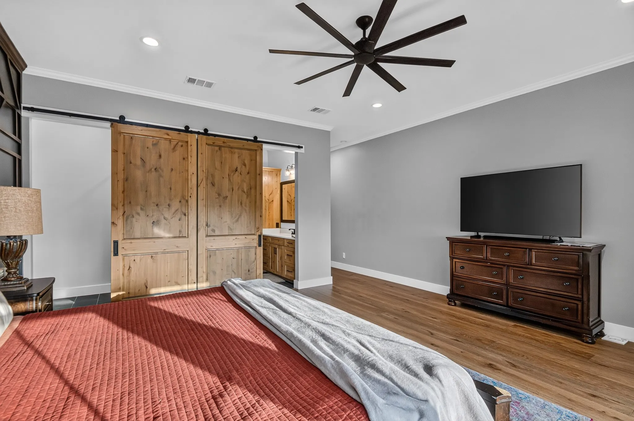 Single Family Residence For Sale in Denton County , TBD Indian Trail, Sanger, Texas 76266, 5 Bedroom, 7 Bathroom, 4 Garage spaces, 5,025 Sqft, built in 2024, mls#21337064, Real Estate Agent in Sanger, Homes For Sale in Denton county, Homes For Sale in Sanger, Realtor in Sanger Texas, Real Estate Brokerage Independent Realty Texas, Luminita Cordes Realtor