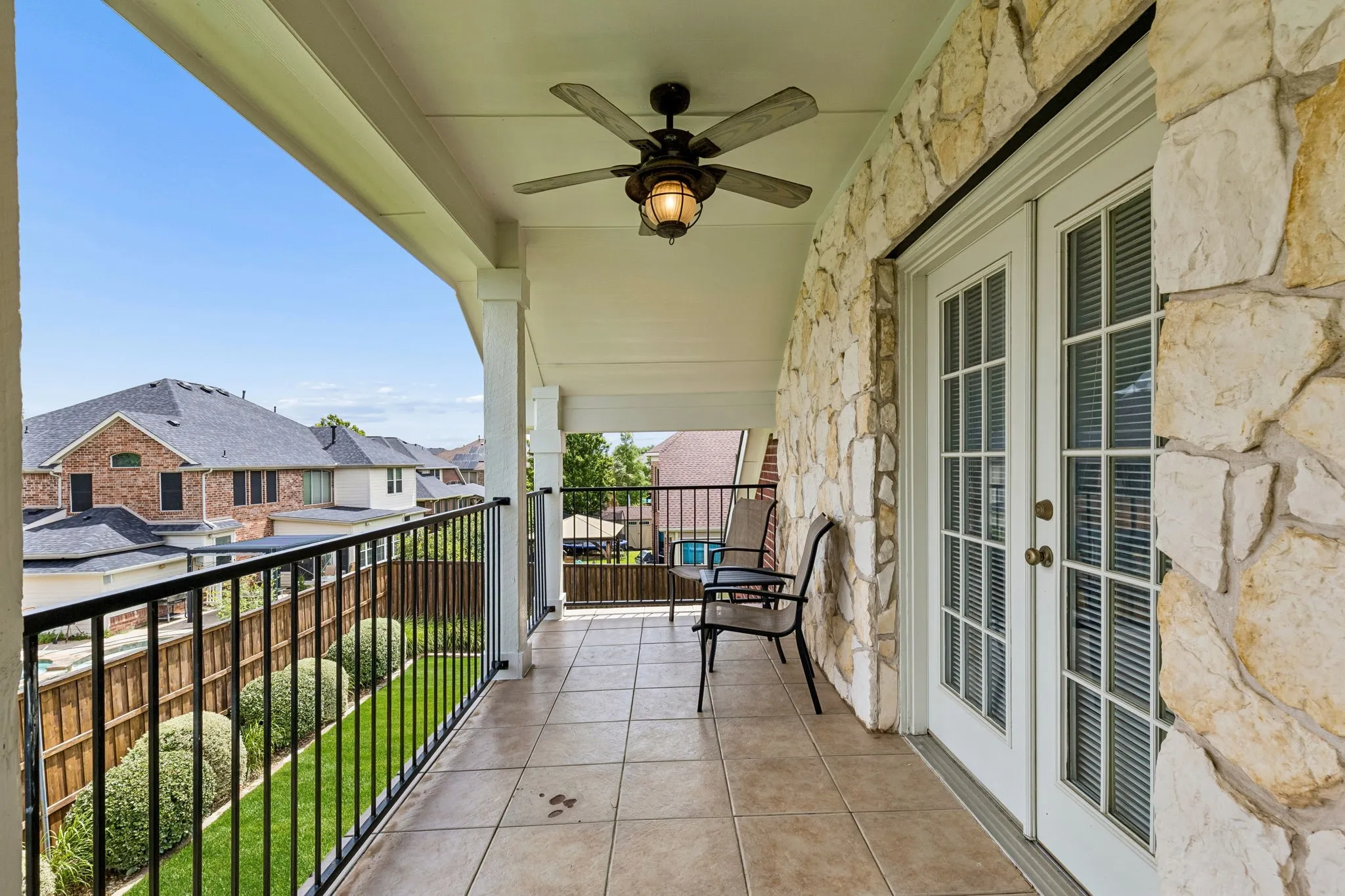 Single Family Residence For Sale in Denton County , 1916 Annabel Avenue, Flower Mound, Texas 75028, 4 Bedroom, 3 Bathroom, 3 Garage spaces, 3,229 Sqft, built in 2004, mls#21335658, Real Estate Agent in Flower Mound, Homes For Sale in Denton county, Homes For Sale in Flower Mound, Realtor in Flower Mound Texas, Real Estate Brokerage Independent Realty Texas, Luminita Cordes Realtor