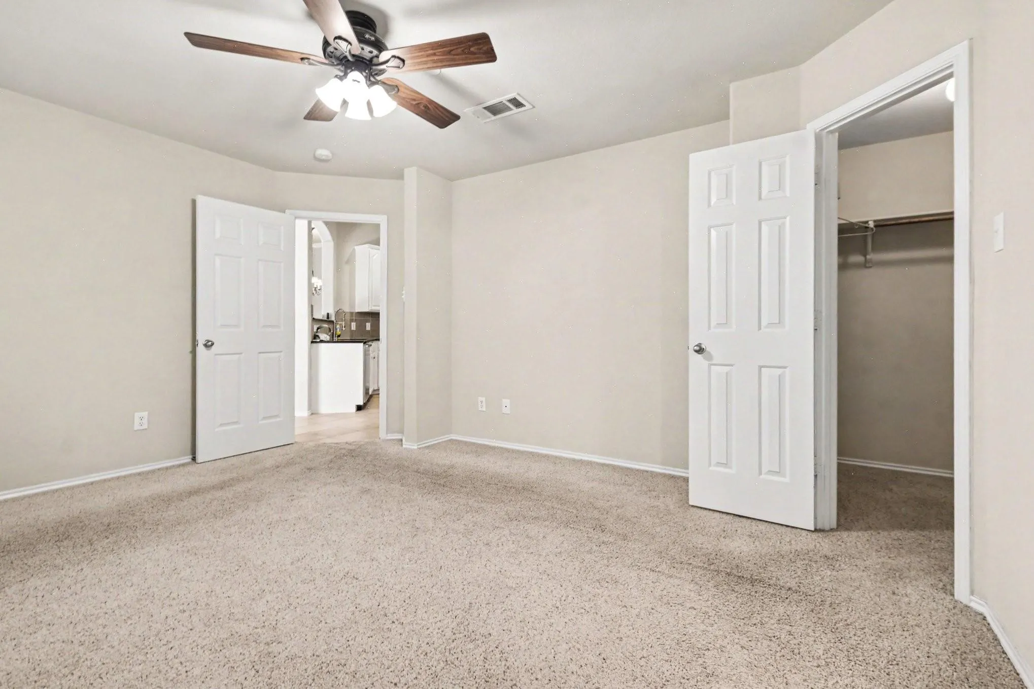 Townhouse For Rent in Collin County , 1152 Sophia Street, Allen, Texas 75013, 3 Bedroom, 3 Bathroom, 2 Garage spaces, 1,930 Sqft, built in 2007, mls#21337455, Real Estate Agent in Allen, Homes For Rent in Collin county, Homes For Rent in Allen, Realtor in Allen Texas, Real Estate Brokerage Independent Realty Texas, Luminita Cordes Realtor