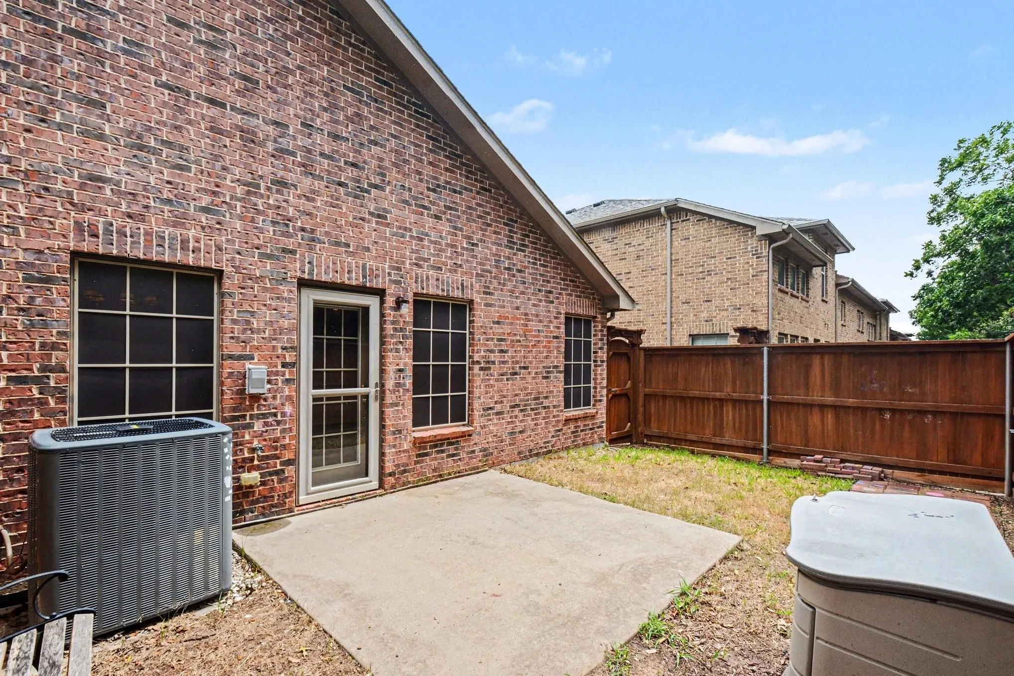 Townhouse For Rent in Collin County , 1152 Sophia Street, Allen, Texas 75013, 3 Bedroom, 3 Bathroom, 2 Garage spaces, 1,930 Sqft, built in 2007, mls#21337455, Real Estate Agent in Allen, Homes For Rent in Collin county, Homes For Rent in Allen, Realtor in Allen Texas, Real Estate Brokerage Independent Realty Texas, Luminita Cordes Realtor