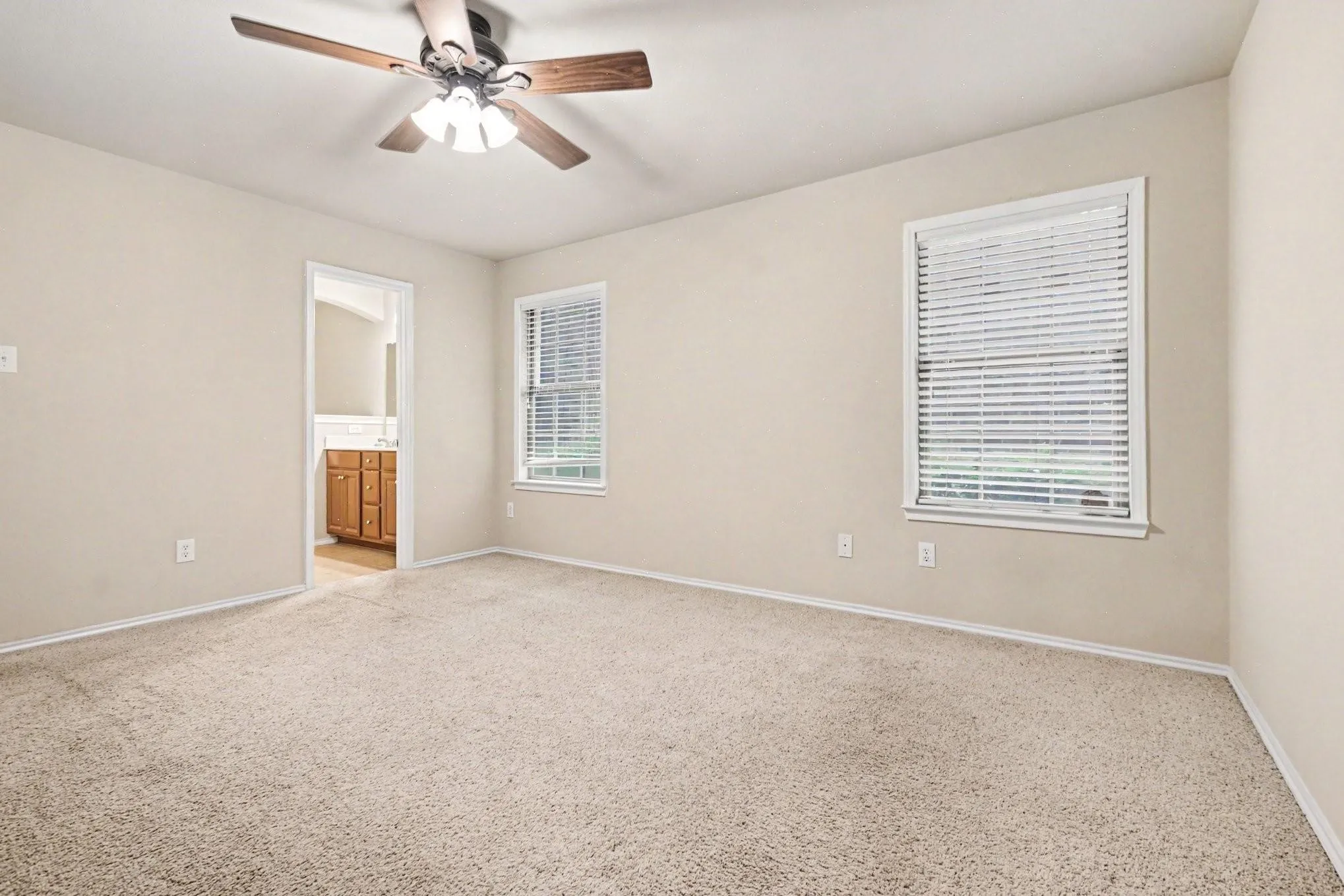 Townhouse For Rent in Collin County , 1152 Sophia Street, Allen, Texas 75013, 3 Bedroom, 3 Bathroom, 2 Garage spaces, 1,930 Sqft, built in 2007, mls#21337455, Real Estate Agent in Allen, Homes For Rent in Collin county, Homes For Rent in Allen, Realtor in Allen Texas, Real Estate Brokerage Independent Realty Texas, Luminita Cordes Realtor