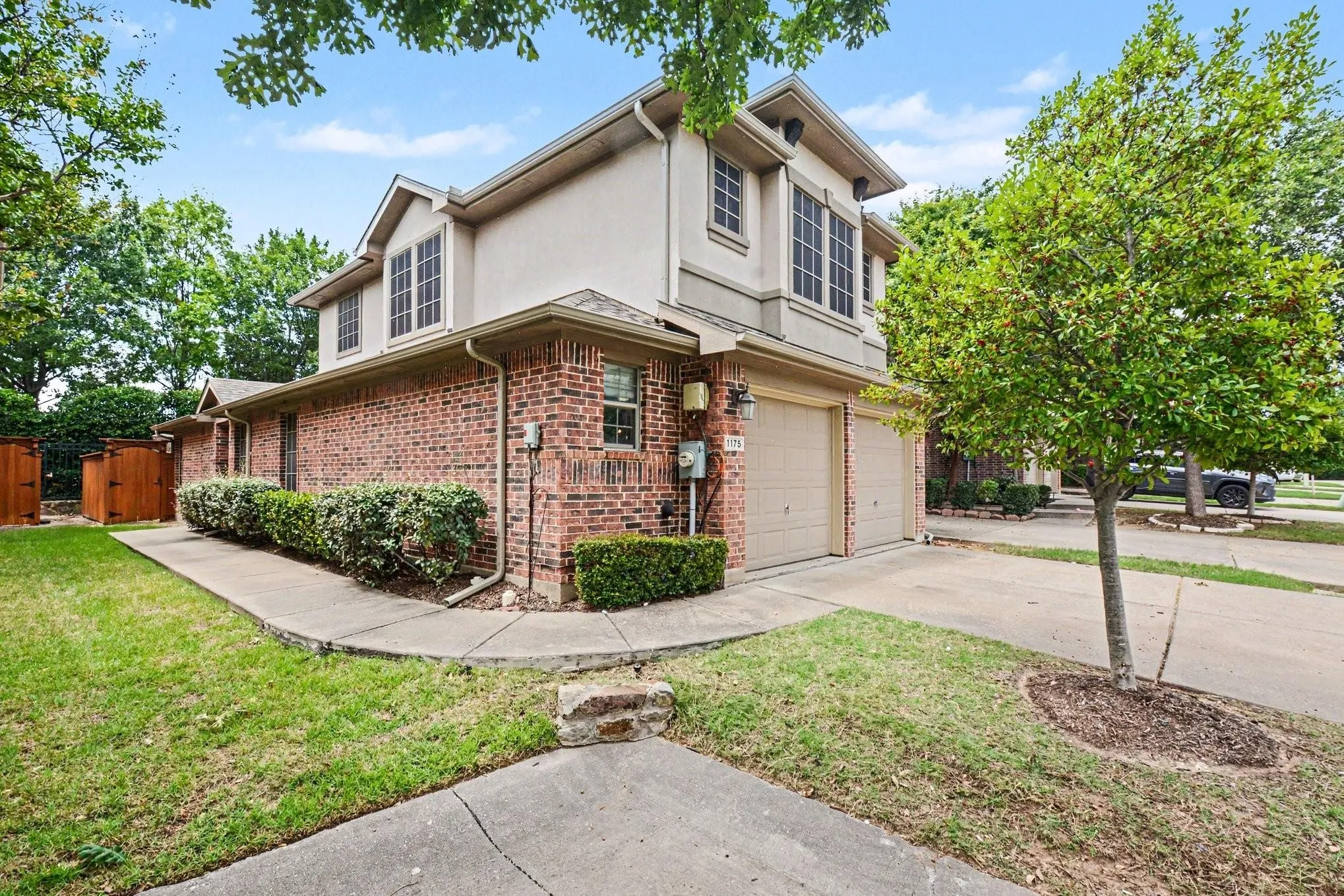 Townhouse For Rent in Collin County , 1152 Sophia Street, Allen, Texas 75013, 3 Bedroom, 3 Bathroom, 2 Garage spaces, 1,930 Sqft, built in 2007, mls#21337455, Real Estate Agent in Allen, Homes For Rent in Collin county, Homes For Rent in Allen, Realtor in Allen Texas, Real Estate Brokerage Independent Realty Texas, Luminita Cordes Realtor