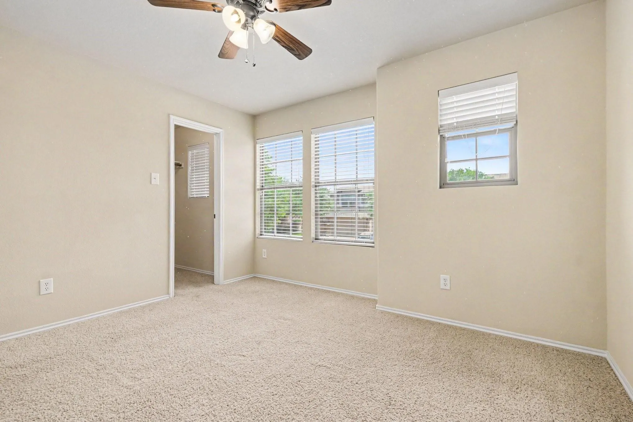 Townhouse For Rent in Collin County , 1152 Sophia Street, Allen, Texas 75013, 3 Bedroom, 3 Bathroom, 2 Garage spaces, 1,930 Sqft, built in 2007, mls#21337455, Real Estate Agent in Allen, Homes For Rent in Collin county, Homes For Rent in Allen, Realtor in Allen Texas, Real Estate Brokerage Independent Realty Texas, Luminita Cordes Realtor
