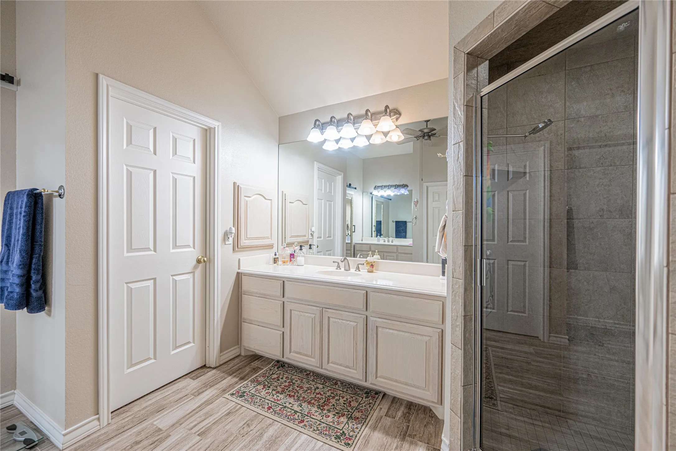 Single Family Residence For Sale in Midland County , 3106 San Jose Dr Drive, Odessa, Texas 79765, 4 Bedroom, 3 Bathroom, 3 Garage spaces, 2,835 Sqft, built in 2003, mls#21337540, Real Estate Agent in Odessa, Homes For Sale in Midland county, Homes For Sale in Odessa, Realtor in Odessa Texas, Real Estate Brokerage Independent Realty Texas, Luminita Cordes Realtor