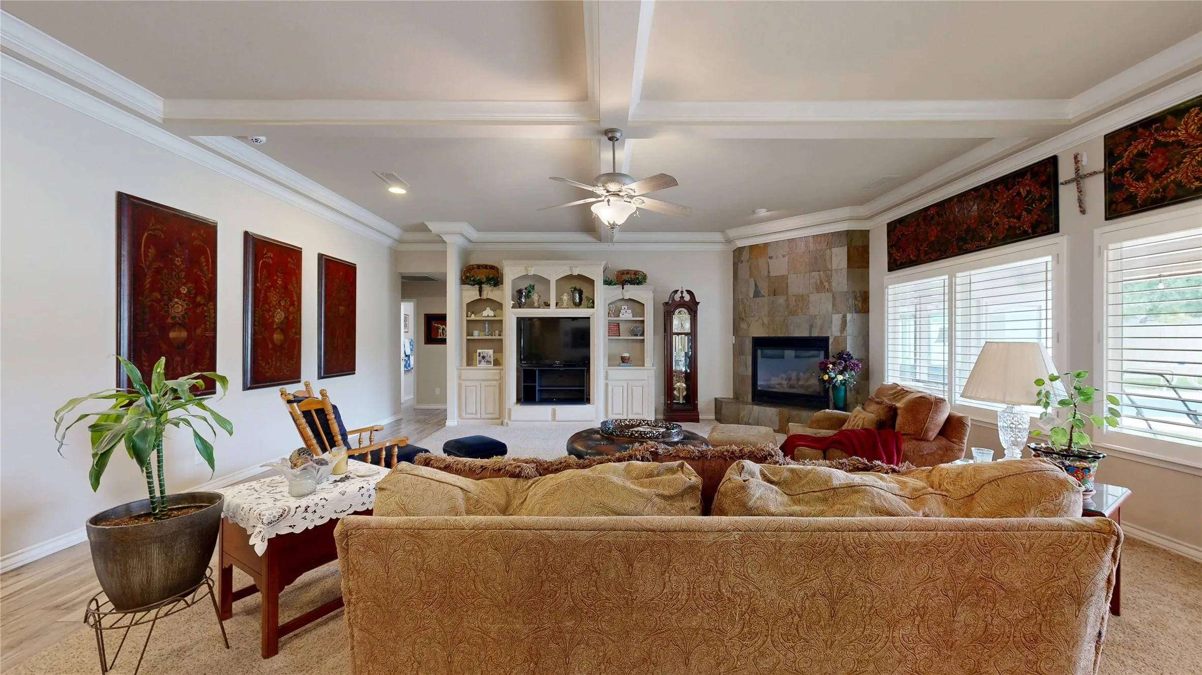 Single Family Residence For Sale in Midland County , 3106 San Jose Dr Drive, Odessa, Texas 79765, 4 Bedroom, 3 Bathroom, 3 Garage spaces, 2,835 Sqft, built in 2003, mls#21337540, Real Estate Agent in Odessa, Homes For Sale in Midland county, Homes For Sale in Odessa, Realtor in Odessa Texas, Real Estate Brokerage Independent Realty Texas, Luminita Cordes Realtor
