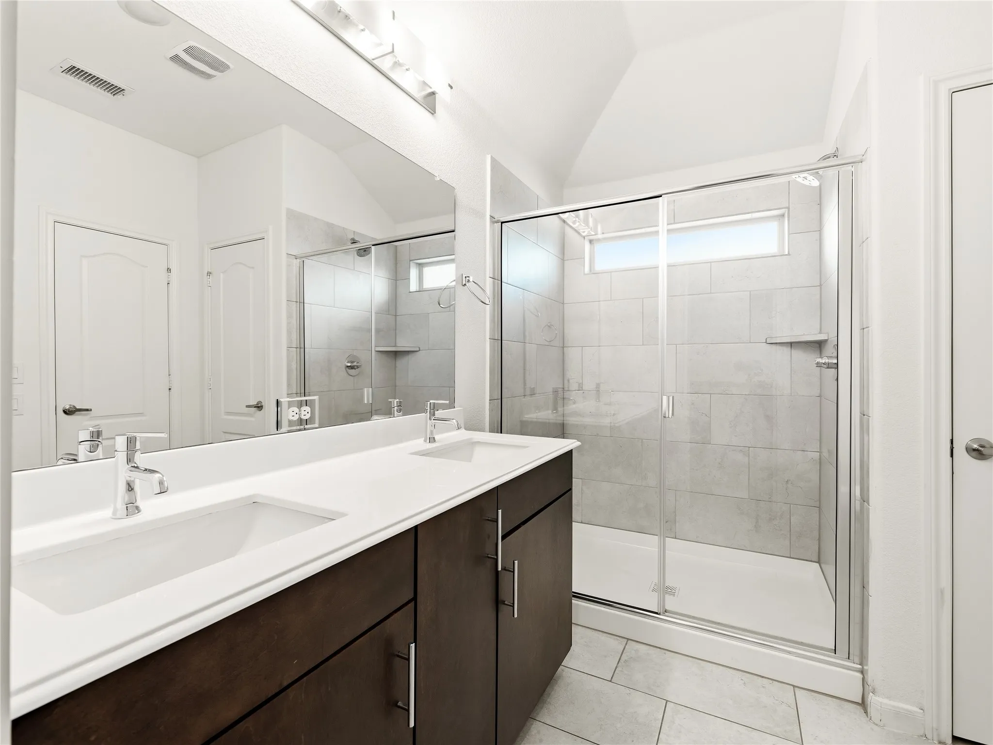 Single Family Residence For Rent in Denton County , 1204 Sumner Street, Aubrey, Texas 76227, 4 Bedroom, 3 Bathroom, 2 Garage spaces, 2,504 Sqft, built in 2022, Price $2,650, mls#21333987, Real Estate Agent in Aubrey, Homes For Rent in Denton county, Homes For Rent in Aubrey, Realtor in Aubrey Texas, Real Estate Brokerage Independent Realty Texas, Luminita Cordes Realtor