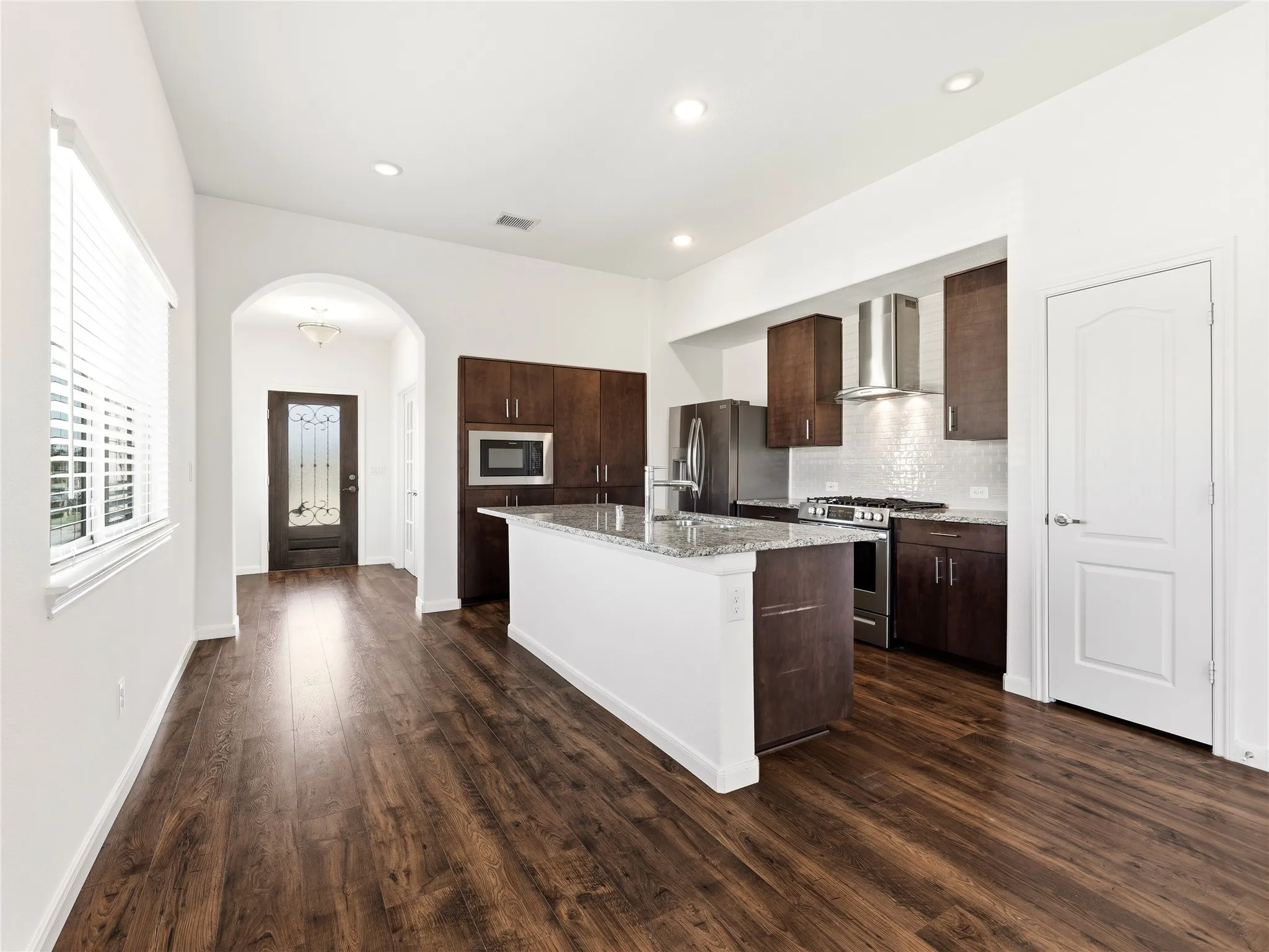 Single Family Residence For Rent in Denton County , 1204 Sumner Street, Aubrey, Texas 76227, 4 Bedroom, 3 Bathroom, 2 Garage spaces, 2,504 Sqft, built in 2022, Price $2,650, mls#21333987, Real Estate Agent in Aubrey, Homes For Rent in Denton county, Homes For Rent in Aubrey, Realtor in Aubrey Texas, Real Estate Brokerage Independent Realty Texas, Luminita Cordes Realtor