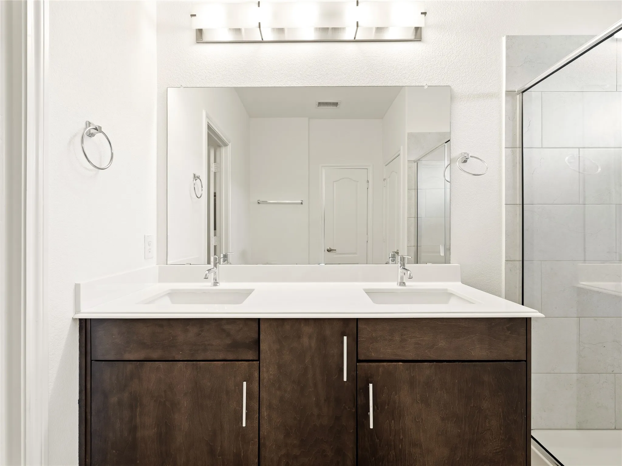 Single Family Residence For Rent in Denton County , 1204 Sumner Street, Aubrey, Texas 76227, 4 Bedroom, 3 Bathroom, 2 Garage spaces, 2,504 Sqft, built in 2022, Price $2,650, mls#21333987, Real Estate Agent in Aubrey, Homes For Rent in Denton county, Homes For Rent in Aubrey, Realtor in Aubrey Texas, Real Estate Brokerage Independent Realty Texas, Luminita Cordes Realtor