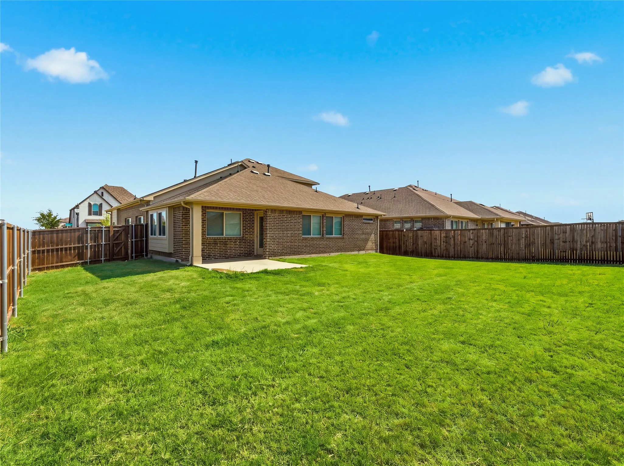 Single Family Residence For Rent in Denton County , 1204 Sumner Street, Aubrey, Texas 76227, 4 Bedroom, 3 Bathroom, 2 Garage spaces, 2,504 Sqft, built in 2022, Price $2,650, mls#21333987, Real Estate Agent in Aubrey, Homes For Rent in Denton county, Homes For Rent in Aubrey, Realtor in Aubrey Texas, Real Estate Brokerage Independent Realty Texas, Luminita Cordes Realtor