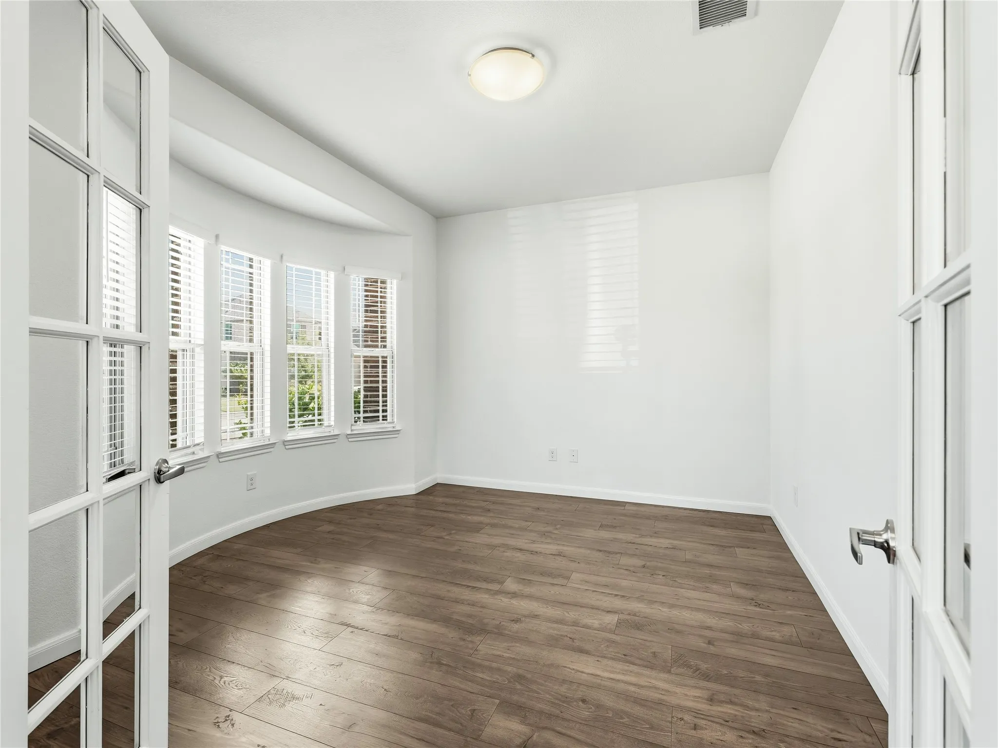 Single Family Residence For Rent in Denton County , 1204 Sumner Street, Aubrey, Texas 76227, 4 Bedroom, 3 Bathroom, 2 Garage spaces, 2,504 Sqft, built in 2022, Price $2,650, mls#21333987, Real Estate Agent in Aubrey, Homes For Rent in Denton county, Homes For Rent in Aubrey, Realtor in Aubrey Texas, Real Estate Brokerage Independent Realty Texas, Luminita Cordes Realtor
