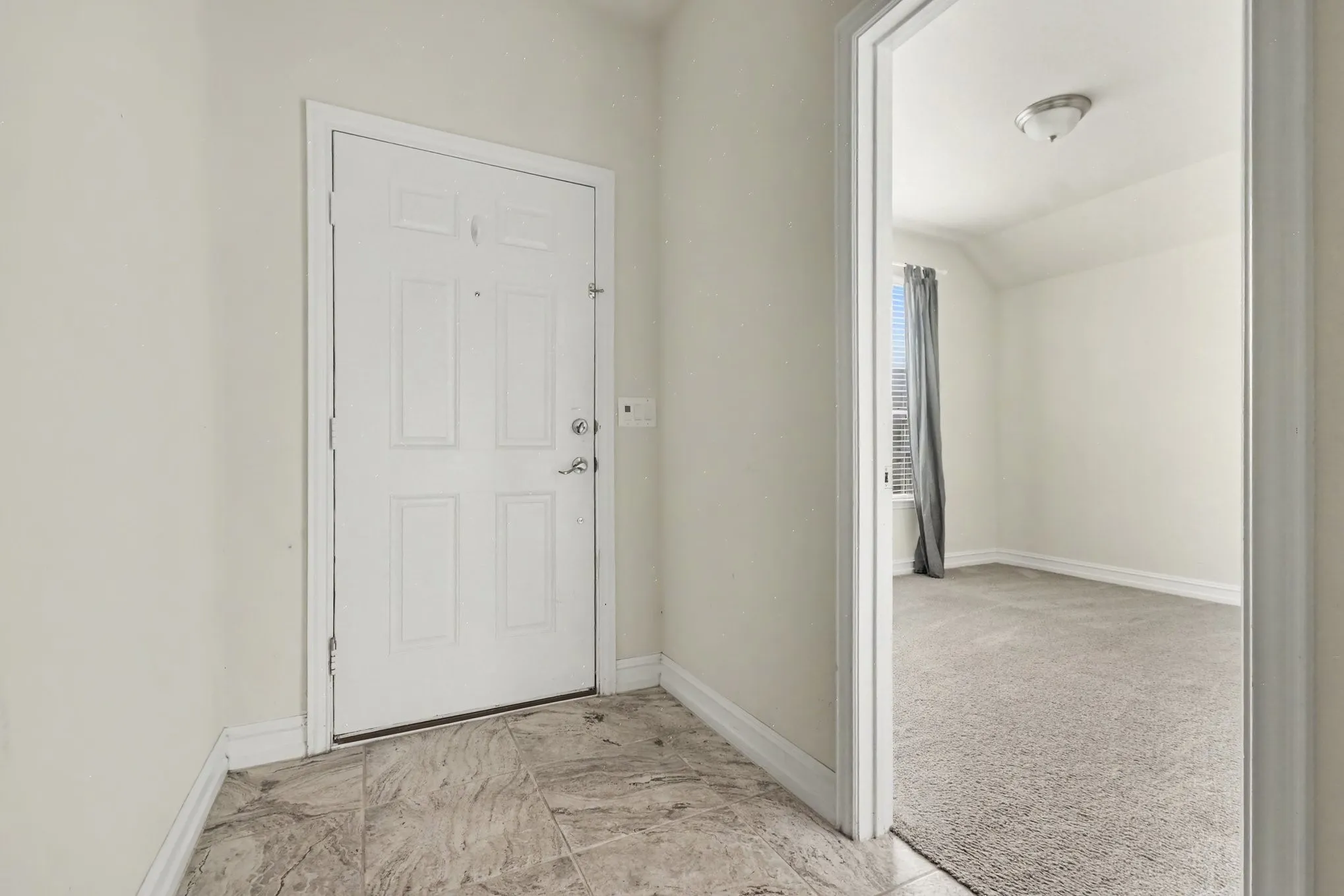 Single Family Residence For Sale in Denton County , 2225 Candler Club Way, Little Elm, Texas 75068, 4 Bedroom, 3 Bathroom, 2 Garage spaces, 2,235 Sqft, built in 2015, mls#21336975, Real Estate Agent in Little Elm, Homes For Sale in Denton county, Homes For Sale in Little Elm, Realtor in Little Elm Texas, Real Estate Brokerage Independent Realty Texas, Luminita Cordes Realtor