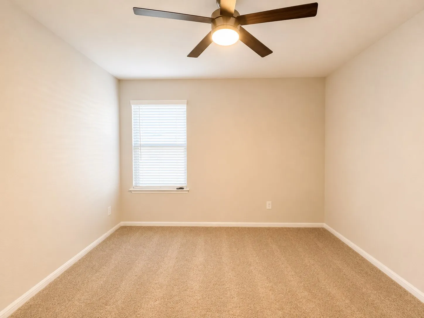 Single Family Residence For Rent in Denton County , 3720 Yarrow Drive, Denton, Texas 76226, 3 Bedroom, 2 Bathroom, 2 Garage spaces, 1,648 Sqft, built in 2025, mls#21337575, Real Estate Agent in Denton, Homes For Rent in Denton county, Homes For Rent in Denton, Realtor in Denton Texas, Real Estate Brokerage Independent Realty Texas, Luminita Cordes Realtor