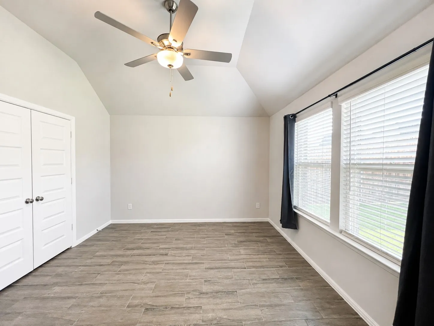 Single Family Residence For Rent in Denton County , 3720 Yarrow Drive, Denton, Texas 76226, 3 Bedroom, 2 Bathroom, 2 Garage spaces, 1,648 Sqft, built in 2025, mls#21337575, Real Estate Agent in Denton, Homes For Rent in Denton county, Homes For Rent in Denton, Realtor in Denton Texas, Real Estate Brokerage Independent Realty Texas, Luminita Cordes Realtor