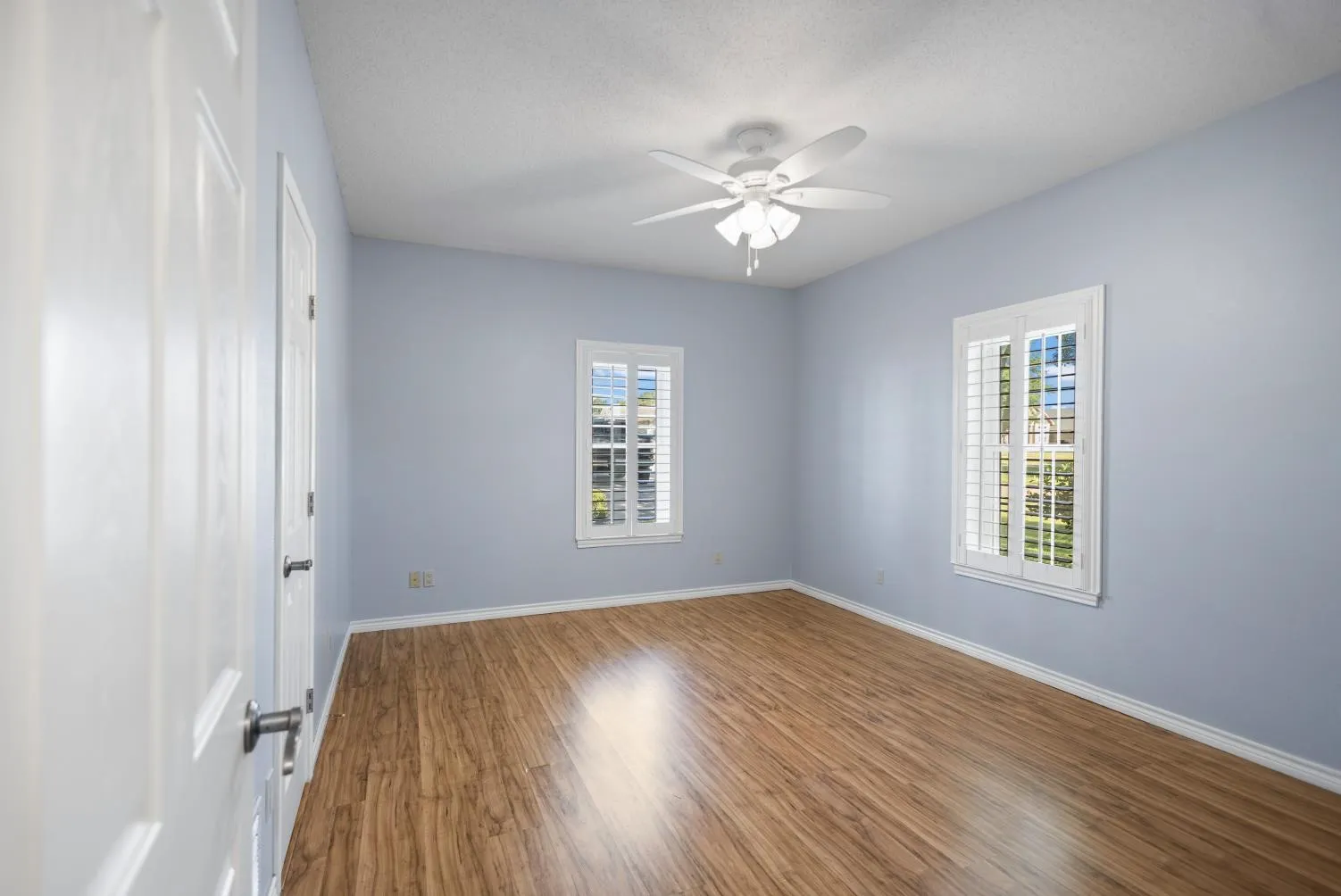Single Family Residence For Sale in Smith County , 15050 Boaz Lane, Lindale, Texas 75771, 3 Bedroom, 2 Bathroom, 2 Garage spaces, 2,684 Sqft, built in 1998, mls#21337576, Real Estate Agent in Lindale, Homes For Sale in Smith county, Homes For Sale in Lindale, Realtor in Lindale Texas, Real Estate Brokerage Independent Realty Texas, Luminita Cordes Realtor
