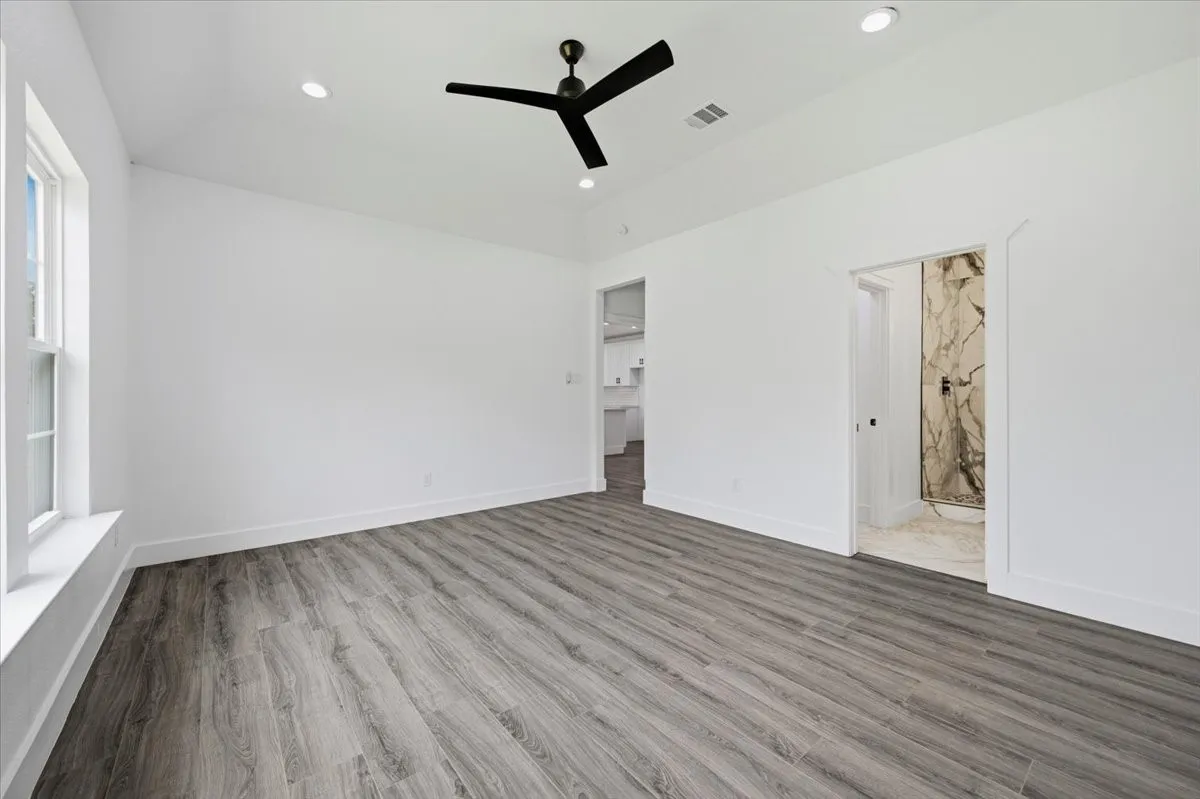 Single Family Residence For Sale in Hood County , 3005 Centaurus Way, Granbury, Texas 76048, 4 Bedroom, 2 Bathroom, 2 Garage spaces, 1,668 Sqft, built in 2025, mls#21336952, Real Estate Agent in Granbury, Homes For Sale in Hood county, Homes For Sale in Granbury, Realtor in Granbury Texas, Real Estate Brokerage Independent Realty Texas, Luminita Cordes Realtor