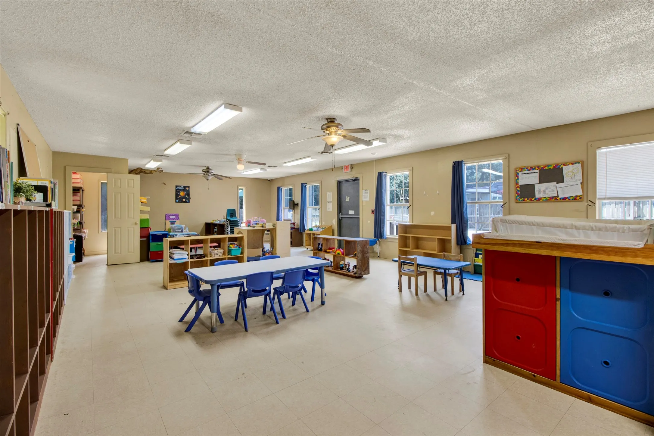 Business For Rent in Rusk County , 413 State Highway 323 E, Overton, Texas 75684, 0, 0, Garage spaces, 0 Sqft, built in 2005, mls#21337579, Real Estate Agent in Overton, Homes For Rent in Rusk county, Homes For Rent in Overton, Realtor in Overton Texas, Real Estate Brokerage Independent Realty Texas, Luminita Cordes Realtor