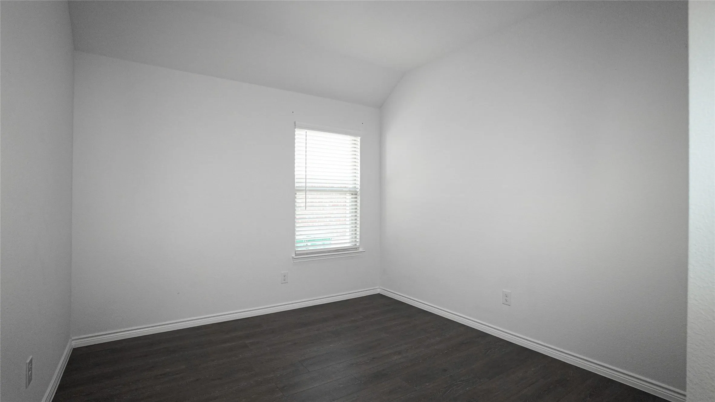 Single Family Residence For Rent in Rockwall County , 871 Philadelphia Street, Fate, Texas 75189, 4 Bedroom, 3 Bathroom, 2 Garage spaces, 2,069 Sqft, built in 2022, mls#21336369, Real Estate Agent in Fate, Homes For Rent in Rockwall county, Homes For Rent in Fate, Realtor in Fate Texas, Real Estate Brokerage Independent Realty Texas, Luminita Cordes Realtor