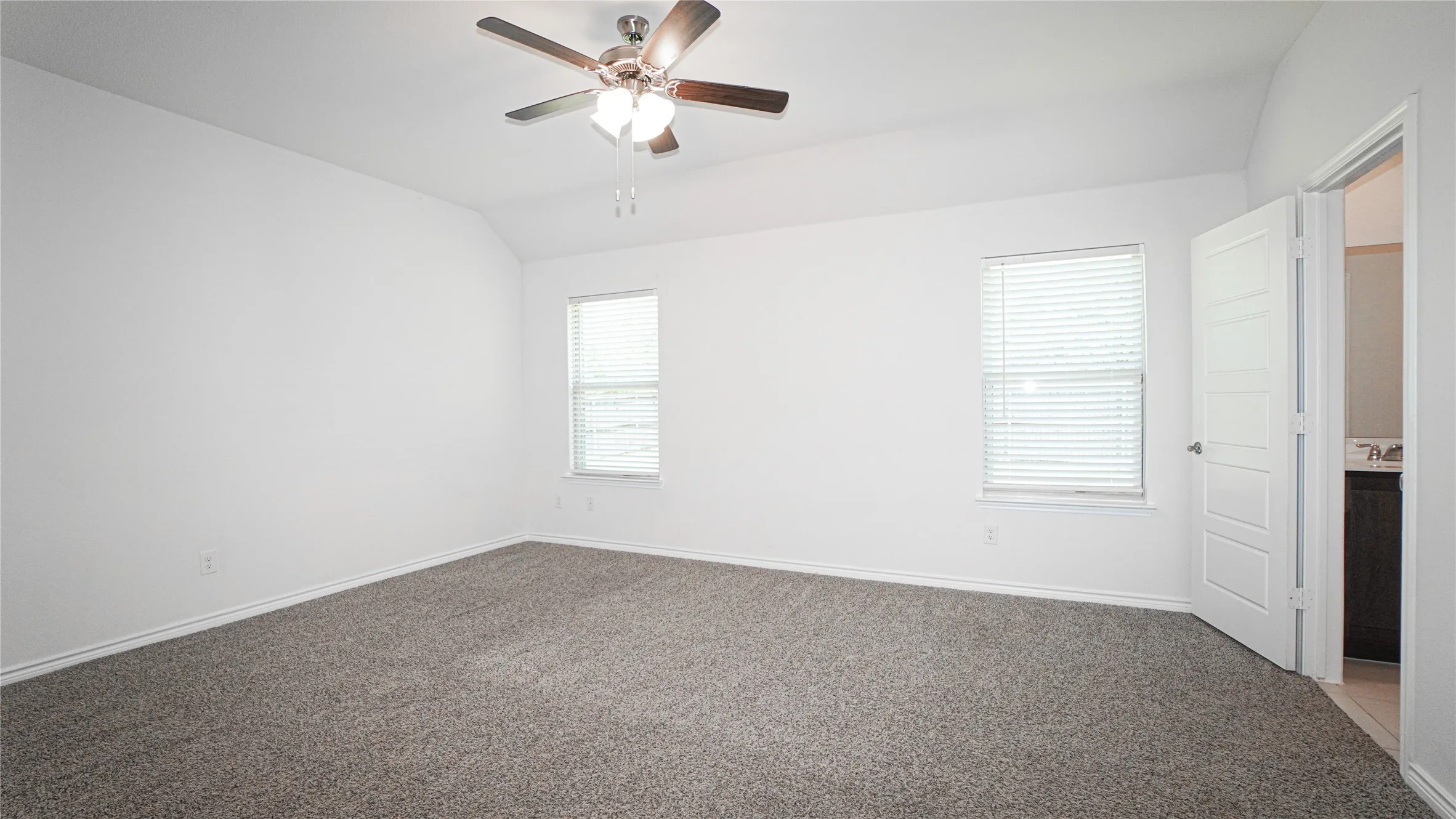 Single Family Residence For Rent in Rockwall County , 871 Philadelphia Street, Fate, Texas 75189, 4 Bedroom, 3 Bathroom, 2 Garage spaces, 2,069 Sqft, built in 2022, mls#21336369, Real Estate Agent in Fate, Homes For Rent in Rockwall county, Homes For Rent in Fate, Realtor in Fate Texas, Real Estate Brokerage Independent Realty Texas, Luminita Cordes Realtor