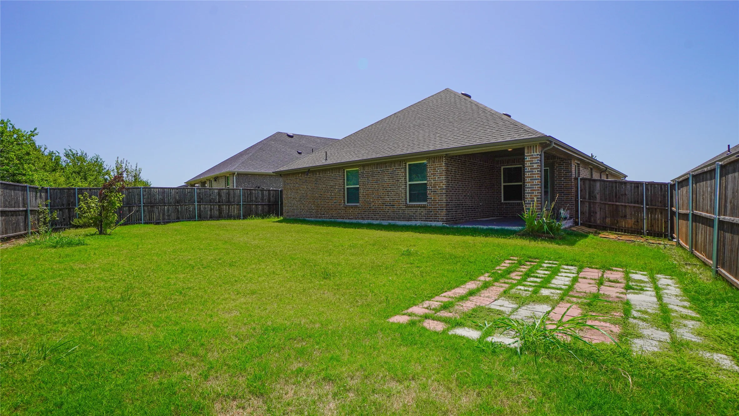 Single Family Residence For Rent in Rockwall County , 871 Philadelphia Street, Fate, Texas 75189, 4 Bedroom, 3 Bathroom, 2 Garage spaces, 2,069 Sqft, built in 2022, mls#21336369, Real Estate Agent in Fate, Homes For Rent in Rockwall county, Homes For Rent in Fate, Realtor in Fate Texas, Real Estate Brokerage Independent Realty Texas, Luminita Cordes Realtor