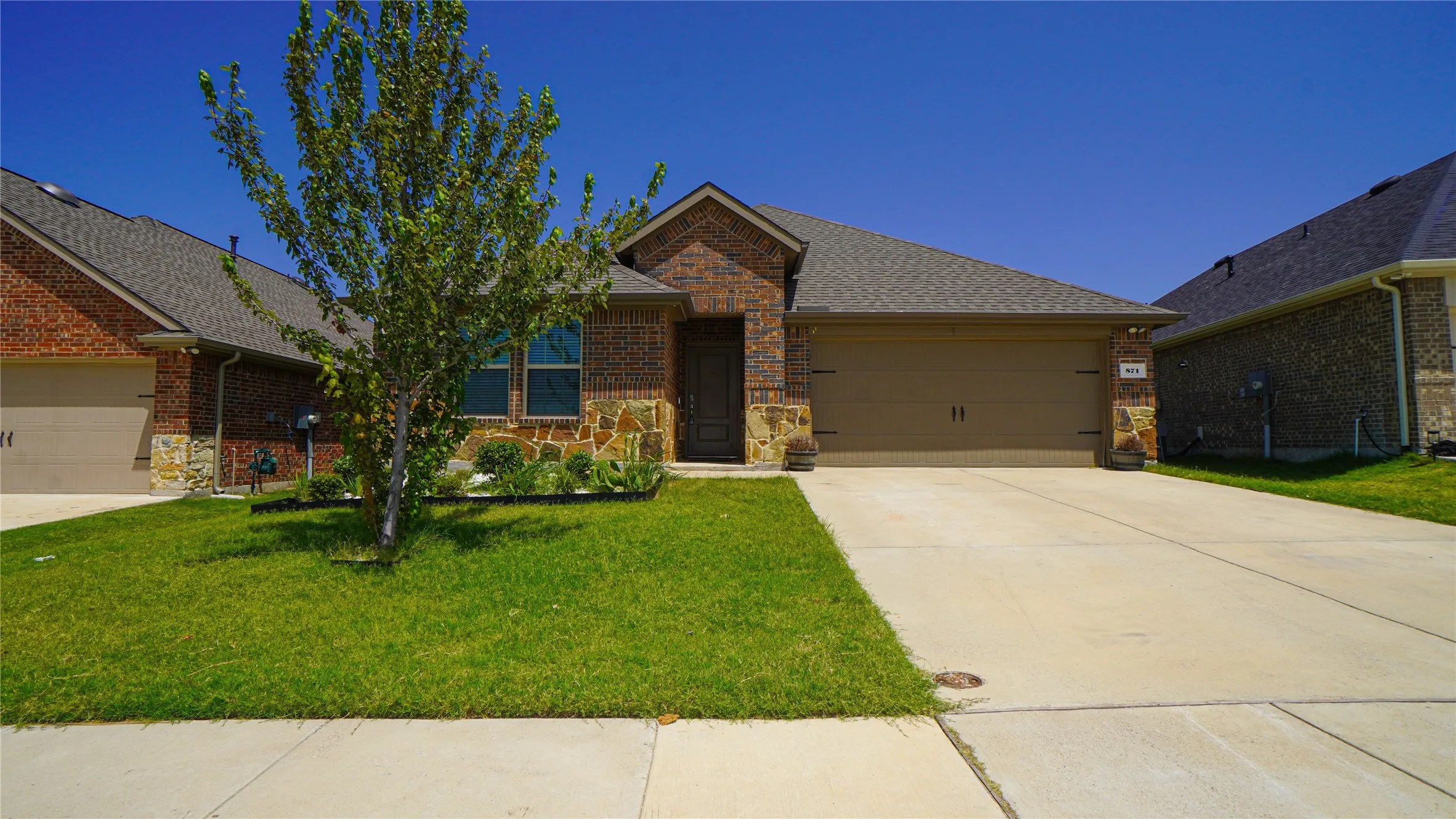 Single Family Residence For Rent in Rockwall County , 871 Philadelphia Street, Fate, Texas 75189, 4 Bedroom, 3 Bathroom, 2 Garage spaces, 2,069 Sqft, built in 2022, mls#21336369, Real Estate Agent in Fate, Homes For Rent in Rockwall county, Homes For Rent in Fate, Realtor in Fate Texas, Real Estate Brokerage Independent Realty Texas, Luminita Cordes Realtor