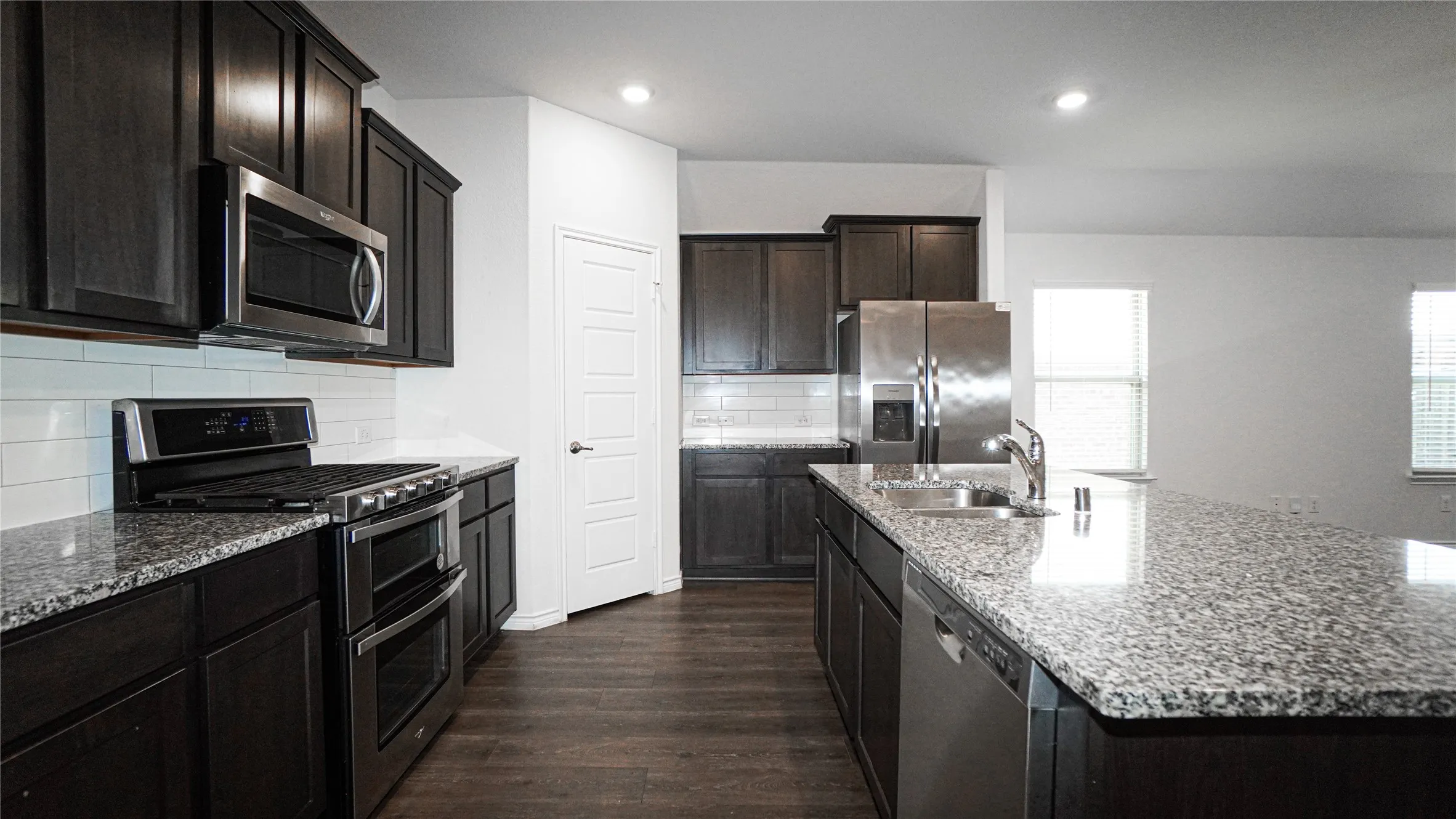 Single Family Residence For Rent in Rockwall County , 871 Philadelphia Street, Fate, Texas 75189, 4 Bedroom, 3 Bathroom, 2 Garage spaces, 2,069 Sqft, built in 2022, mls#21336369, Real Estate Agent in Fate, Homes For Rent in Rockwall county, Homes For Rent in Fate, Realtor in Fate Texas, Real Estate Brokerage Independent Realty Texas, Luminita Cordes Realtor