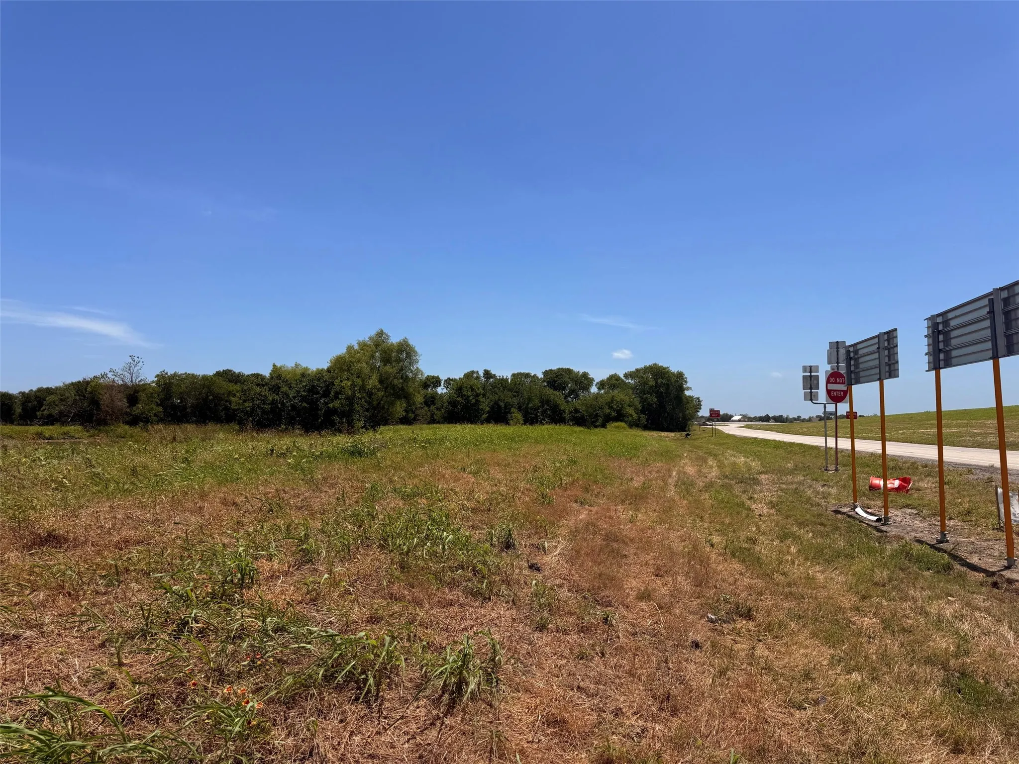 Unimproved Land For Sale in Kaufman County , 12101 US Highway 175 Service Rd., Kemp, Texas 75143, 0, 0, Garage spaces, 0 Sqft, built in 0, Price $550,000, mls#21337628, Real Estate Agent in Kemp, Homes For Sale in Kaufman county, Homes For Sale in Kemp, Realtor in Kemp Texas, Real Estate Brokerage Independent Realty Texas, Luminita Cordes Realtor
