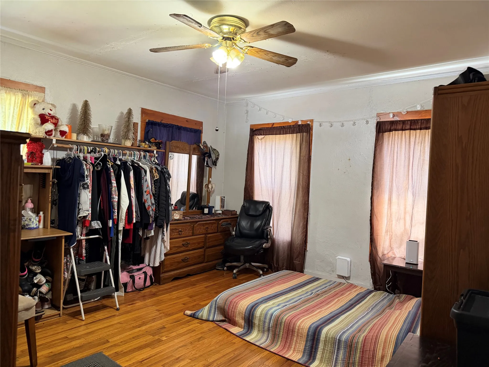 BEDROOM IN MAIN HOUSE
