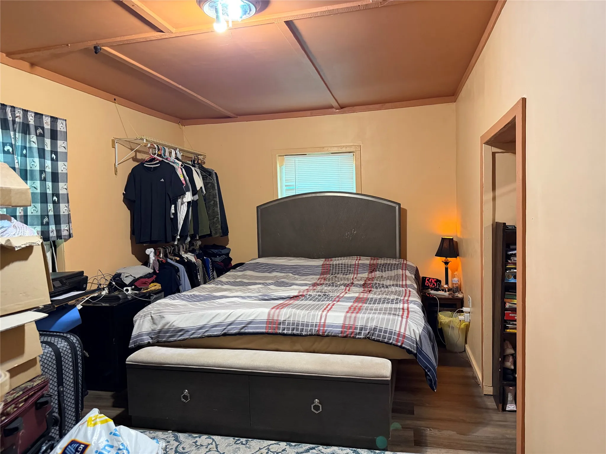 BEDROOM IN TINY HOME