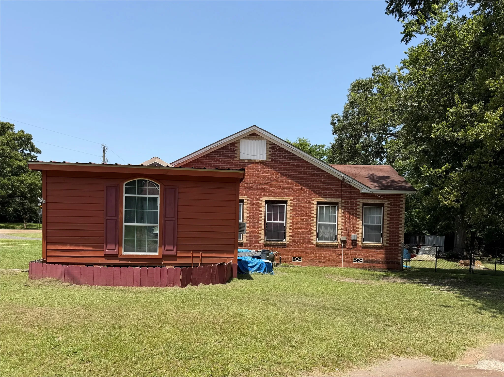 EXTERIOR OF MAIN HOME