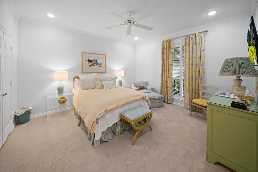 Single Family Residence For Sale in Smith County , 120 Marina Drive, Bullard, Texas 75757, 4 Bedroom, 4 Bathroom, 3 Garage spaces, 3,683 Sqft, built in 2007, mls#21335478, Real Estate Agent in Bullard, Homes For Sale in Smith county, Homes For Sale in Bullard, Realtor in Bullard Texas, Real Estate Brokerage Independent Realty Texas, Luminita Cordes Realtor