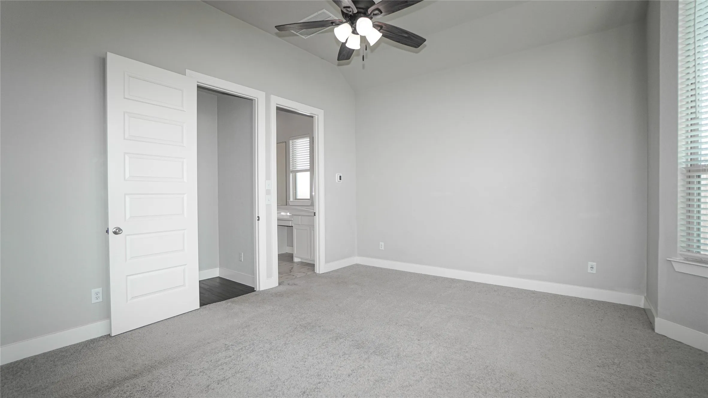 Single Family Residence For Rent in Rockwall County , 2251 Brookside Drive, Royse City, Texas 75189, 4 Bedroom, 3 Bathroom, 2 Garage spaces, 2,059 Sqft, built in 2020, mls#21336341, Real Estate Agent in Royse City, Homes For Rent in Rockwall county, Homes For Rent in Royse City, Realtor in Royse City Texas, Real Estate Brokerage Independent Realty Texas, Luminita Cordes Realtor