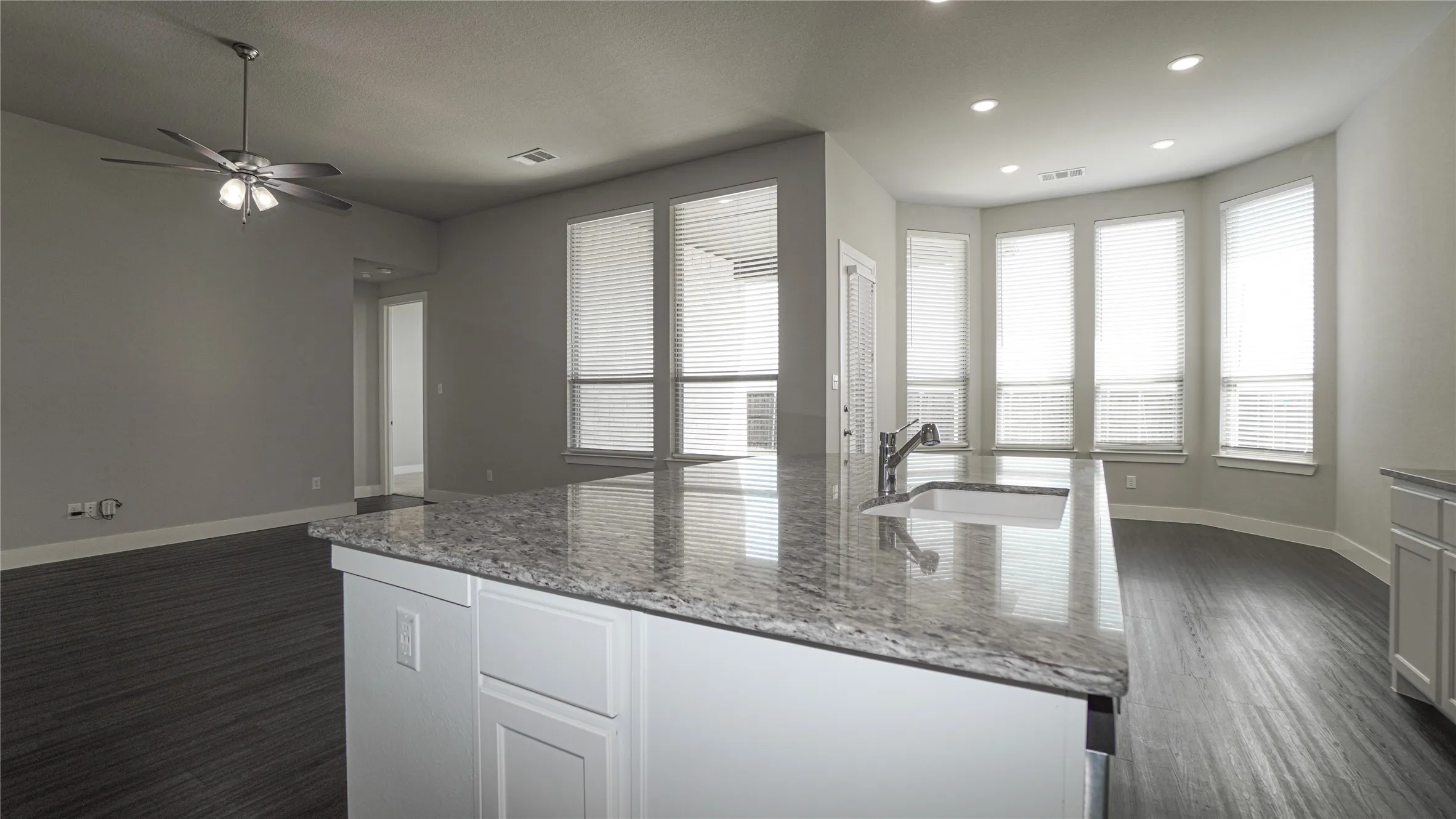 Single Family Residence For Rent in Rockwall County , 2251 Brookside Drive, Royse City, Texas 75189, 4 Bedroom, 3 Bathroom, 2 Garage spaces, 2,059 Sqft, built in 2020, mls#21336341, Real Estate Agent in Royse City, Homes For Rent in Rockwall county, Homes For Rent in Royse City, Realtor in Royse City Texas, Real Estate Brokerage Independent Realty Texas, Luminita Cordes Realtor