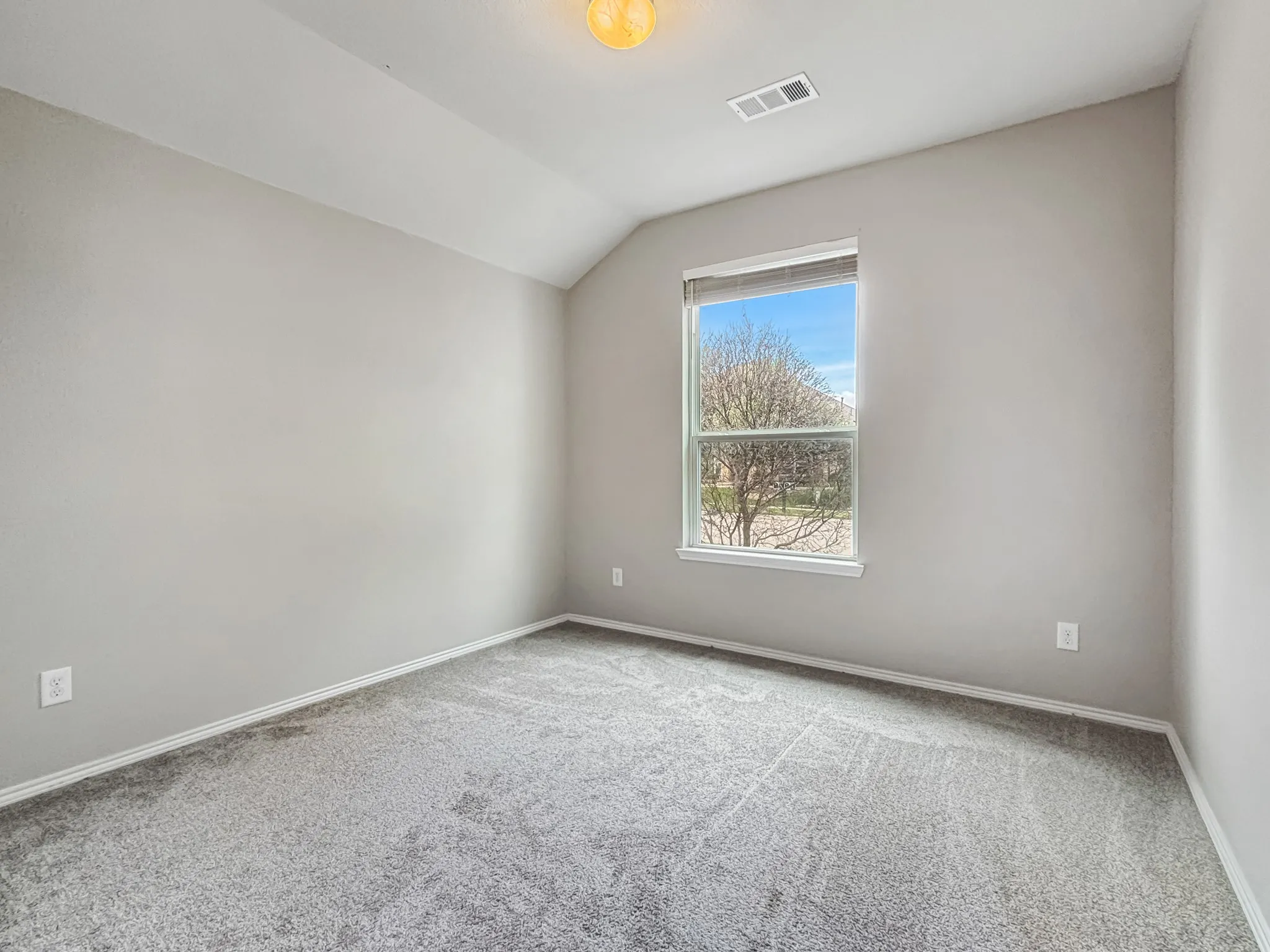 Single Family Residence For Rent in Collin County , 4408 Dashland Drive, Celina, Texas 75009, 4 Bedroom, 2 Bathroom, 2 Garage spaces, 2,715 Sqft, built in 2015, mls#21337608, Real Estate Agent in Celina, Homes For Rent in Collin county, Homes For Rent in Celina, Realtor in Celina Texas, Real Estate Brokerage Independent Realty Texas, Luminita Cordes Realtor