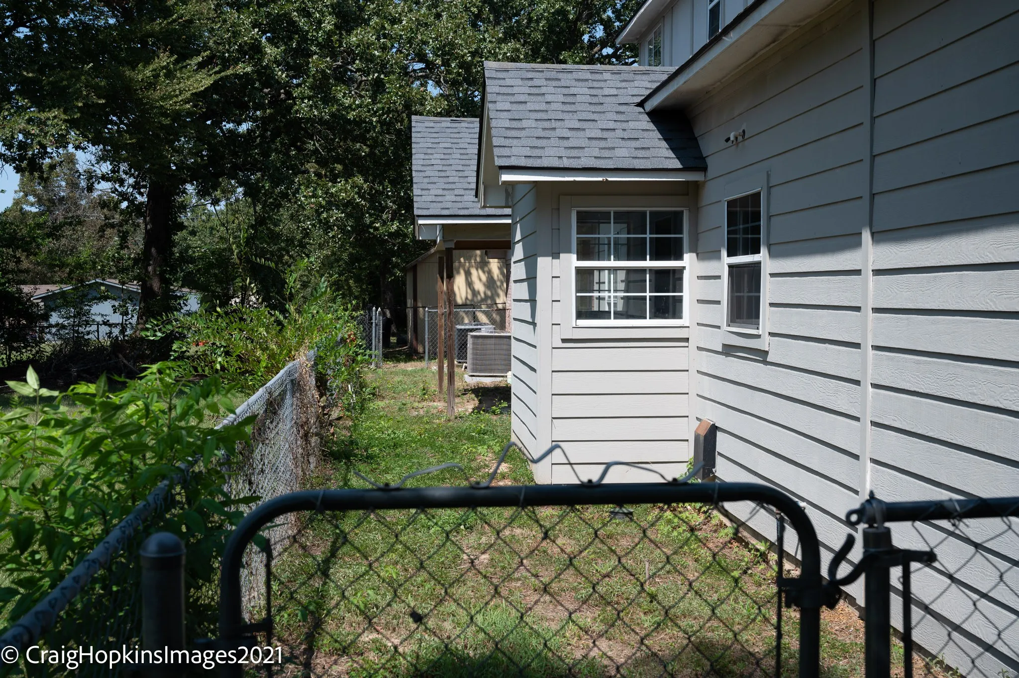 Single Family Residence For Sale in Smith County , 12152 Spur 364, Tyler, Texas 75709, 5 Bedroom, 4 Bathroom, 4 Garage spaces, 3,360 Sqft, built in 1994, mls#21337507, Real Estate Agent in Tyler, Homes For Sale in Smith county, Homes For Sale in Tyler, Realtor in Tyler Texas, Real Estate Brokerage Independent Realty Texas, Luminita Cordes Realtor