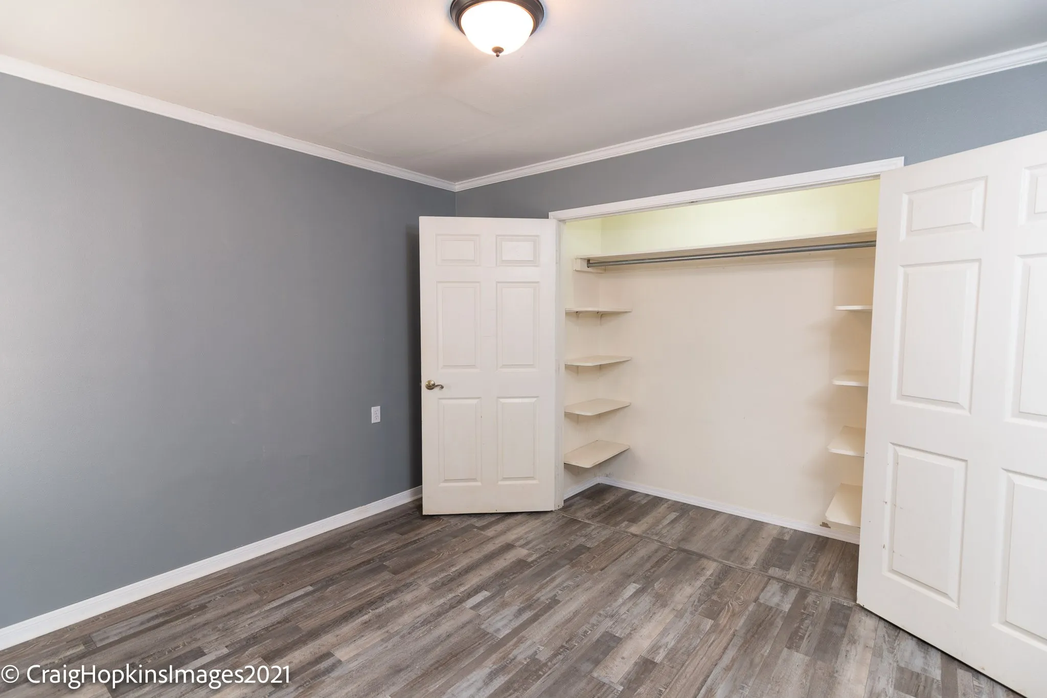 Single Family Residence For Sale in Smith County , 12152 Spur 364, Tyler, Texas 75709, 5 Bedroom, 4 Bathroom, 4 Garage spaces, 3,360 Sqft, built in 1994, mls#21337507, Real Estate Agent in Tyler, Homes For Sale in Smith county, Homes For Sale in Tyler, Realtor in Tyler Texas, Real Estate Brokerage Independent Realty Texas, Luminita Cordes Realtor