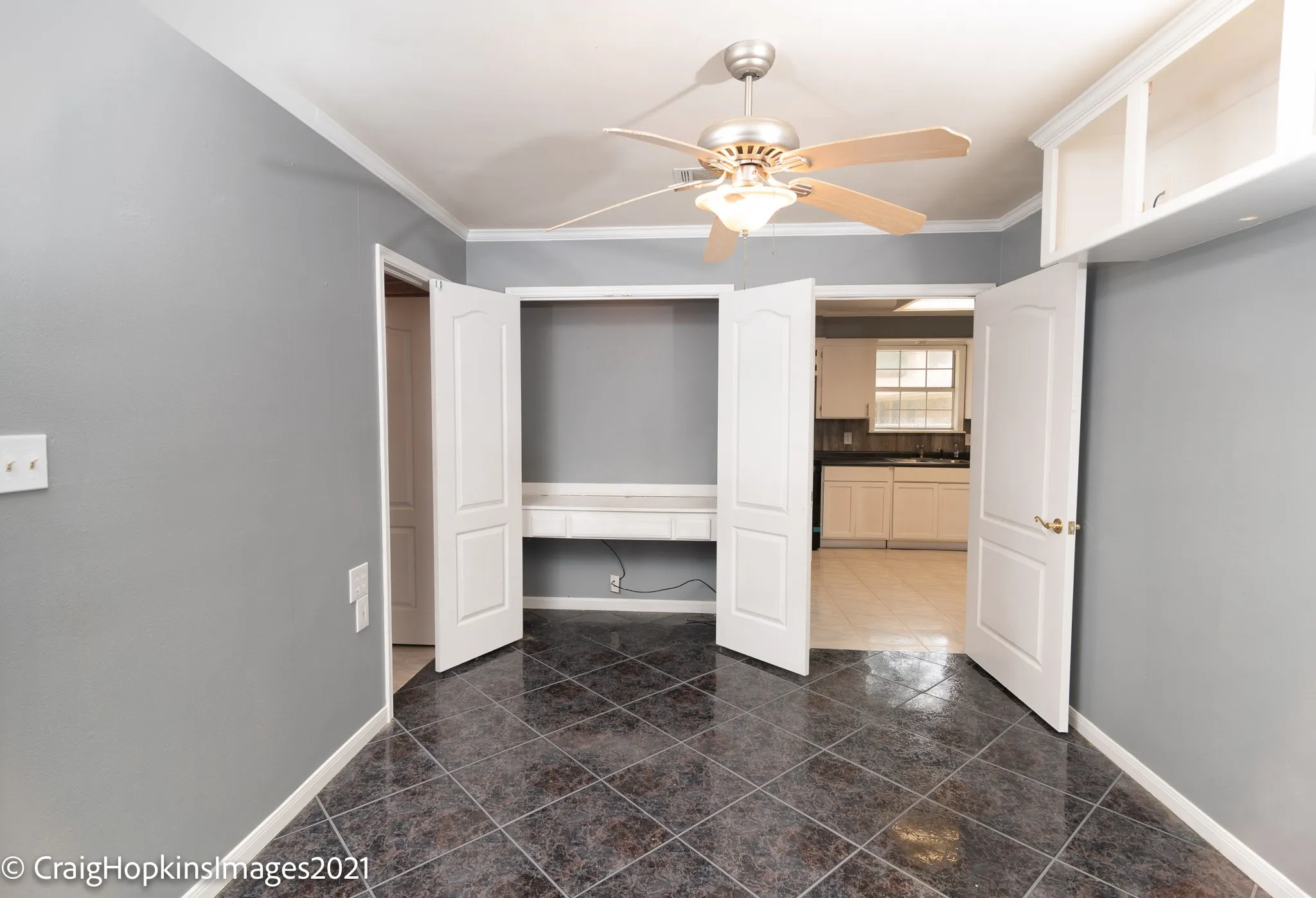 Single Family Residence For Sale in Smith County , 12152 Spur 364, Tyler, Texas 75709, 5 Bedroom, 4 Bathroom, 4 Garage spaces, 3,360 Sqft, built in 1994, mls#21337507, Real Estate Agent in Tyler, Homes For Sale in Smith county, Homes For Sale in Tyler, Realtor in Tyler Texas, Real Estate Brokerage Independent Realty Texas, Luminita Cordes Realtor
