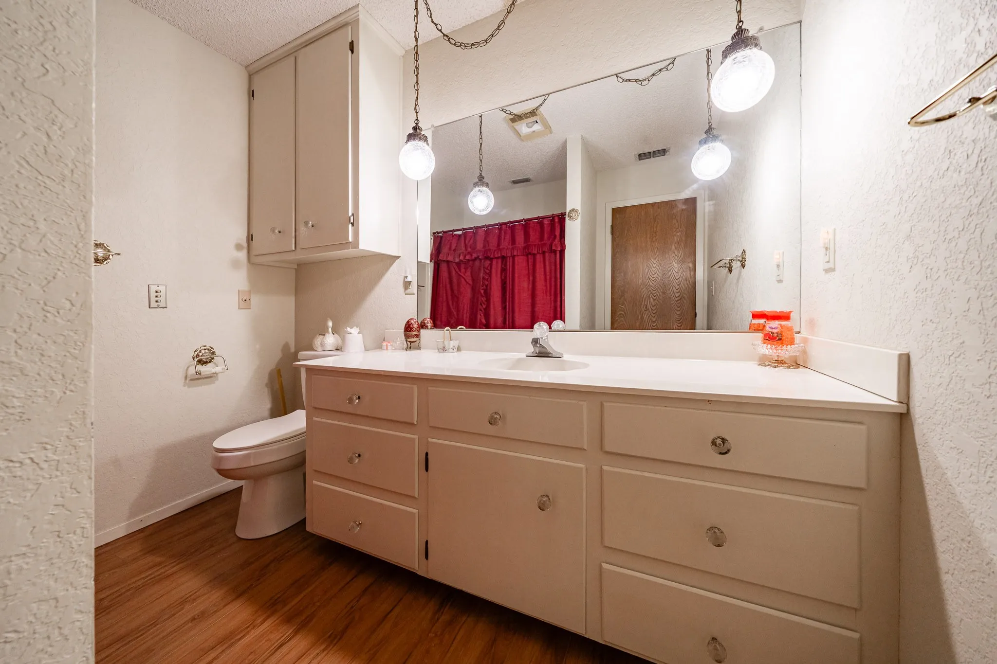 Single Family Residence For Sale in Jones County , 2100 Avenue Q, Anson, Texas 79501, 3 Bedroom, 2 Bathroom, 2 Garage spaces, 1,850 Sqft, built in 1983, mls#21337653, Real Estate Agent in Anson, Homes For Sale in Jones county, Homes For Sale in Anson, Realtor in Anson Texas, Real Estate Brokerage Independent Realty Texas, Luminita Cordes Realtor