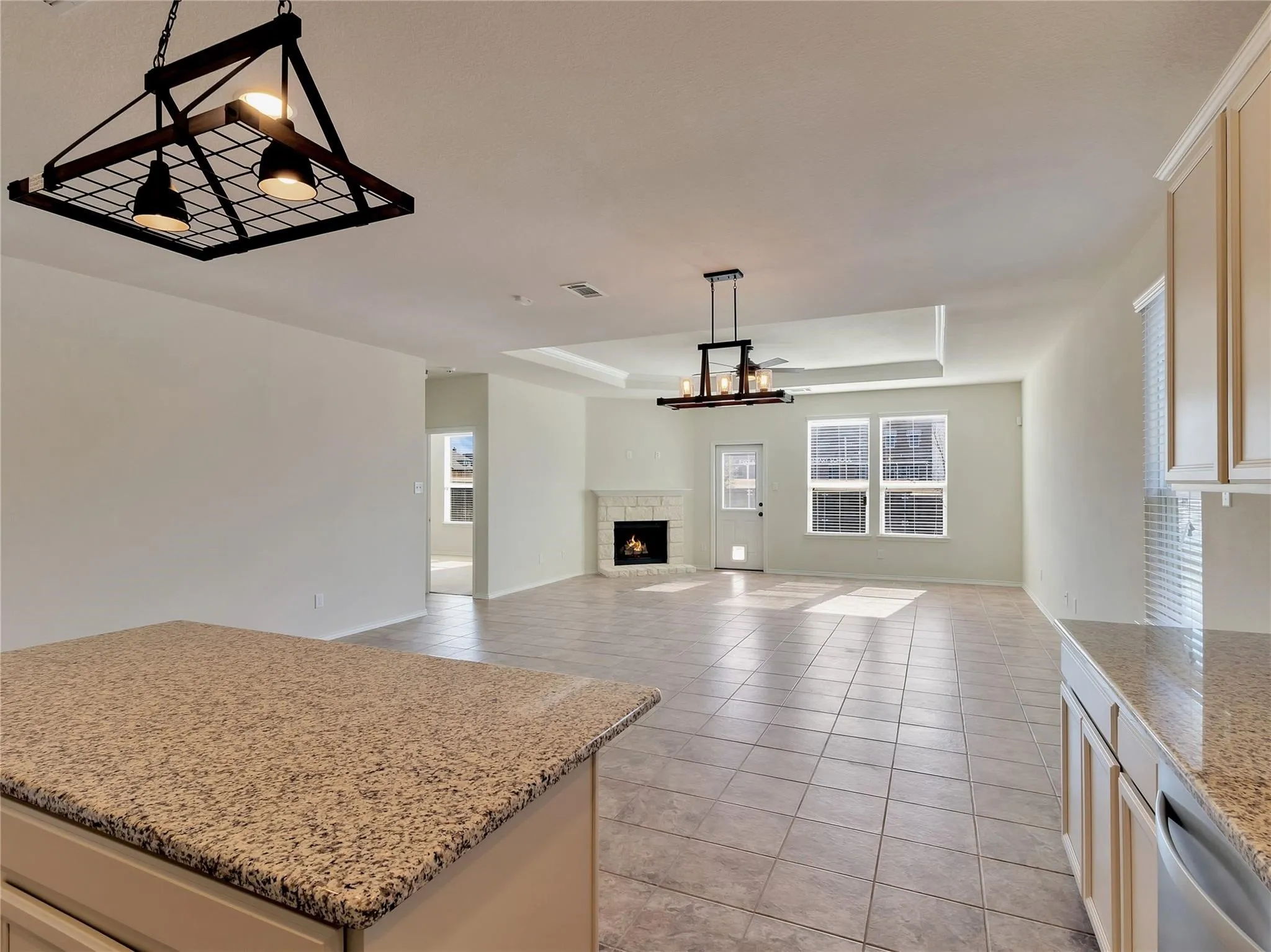 Single Family Residence For Rent in Kaufman County , 2011 Avondown Road, Forney, Texas 75126, 3 Bedroom, 2 Bathroom, 2 Garage spaces, 2,146 Sqft, built in 2018, mls#21337660, Real Estate Agent in Forney, Homes For Rent in Kaufman county, Homes For Rent in Forney, Realtor in Forney Texas, Real Estate Brokerage Independent Realty Texas, Luminita Cordes Realtor