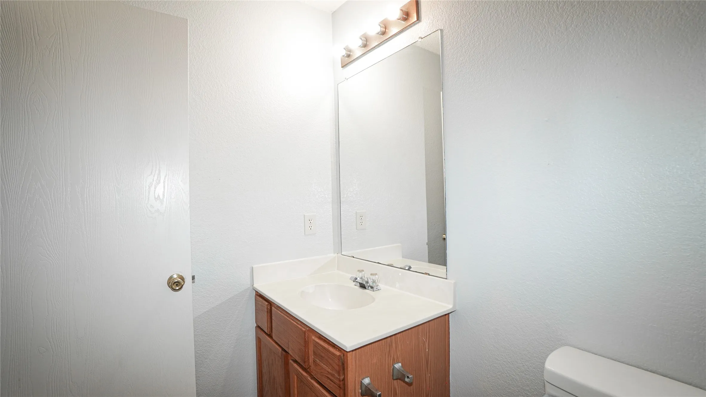 Single Family Residence For Rent in Kaufman County , 106 Starlight Drive, Forney, Texas 75126, 3 Bedroom, 2 Bathroom, 2 Garage spaces, 1,654 Sqft, built in 2003, Price $1,995, mls#21334625, Real Estate Agent in Forney, Homes For Rent in Kaufman county, Homes For Rent in Forney, Realtor in Forney Texas, Real Estate Brokerage Independent Realty Texas, Luminita Cordes Realtor