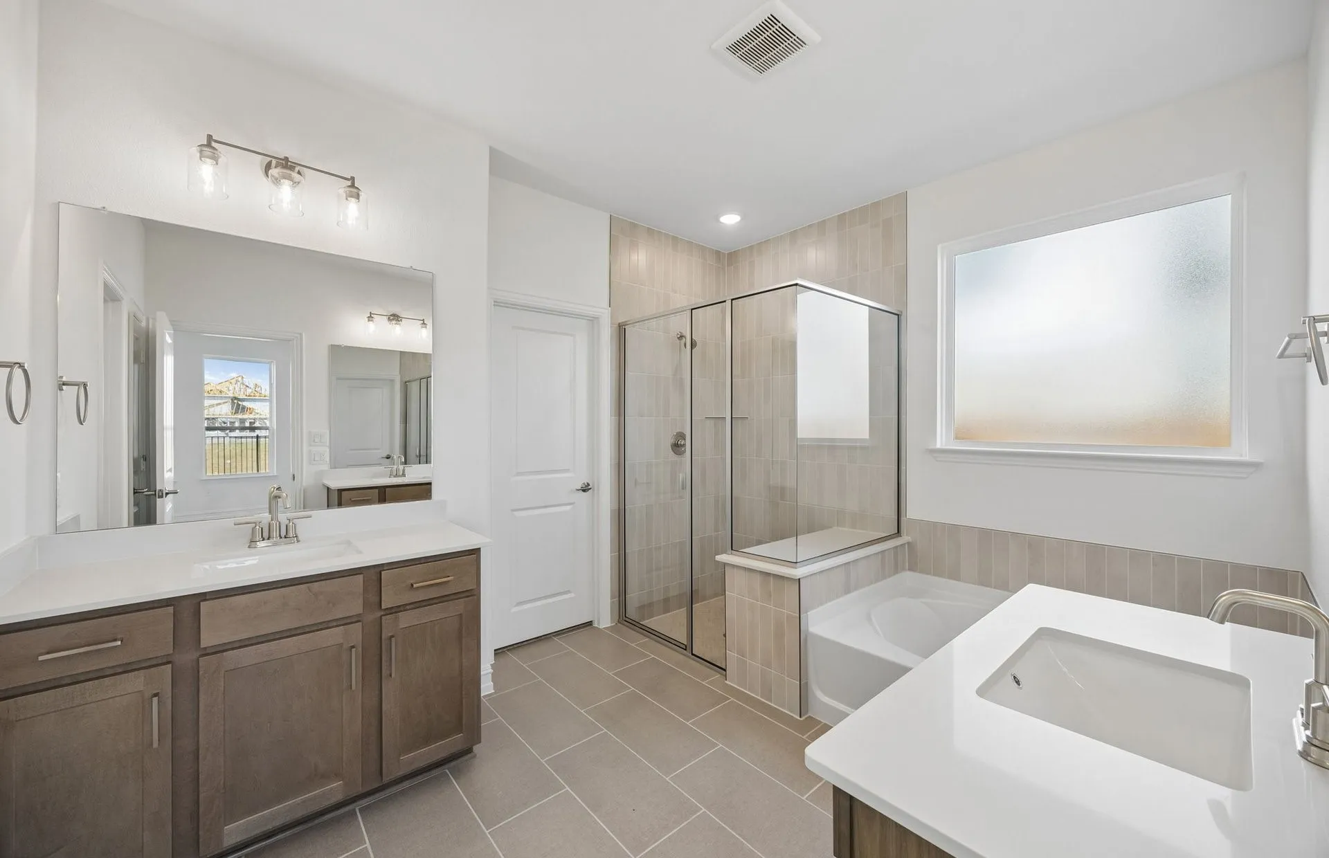 Double vanity in primary bath