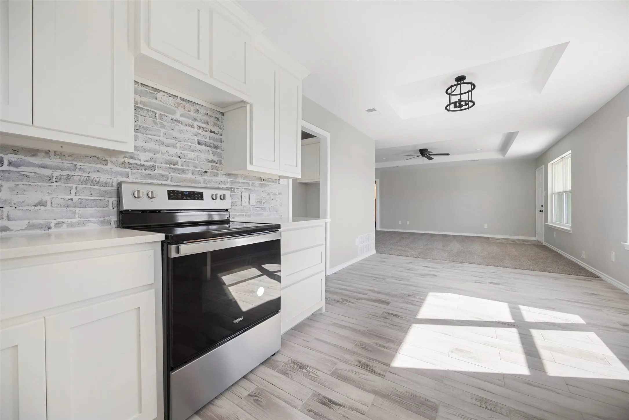 Single Family Residence For Sale in Hunt County , 2538 County Road 3127, Greenville, Texas 75402, 3 Bedrooms, 2 Bathrooms, 2 Garage spaces, 1,360 Sqft, built in 2005, Price $320,000, mls#21337585, Real Estate Agent in Greenville, Homes For Sale in Hunt county, Homes For Sale in Greenville, Realtor in Greenville Texas, Real Estate Brokerage Independent Realty Texas, Luminita Cordes Realtor