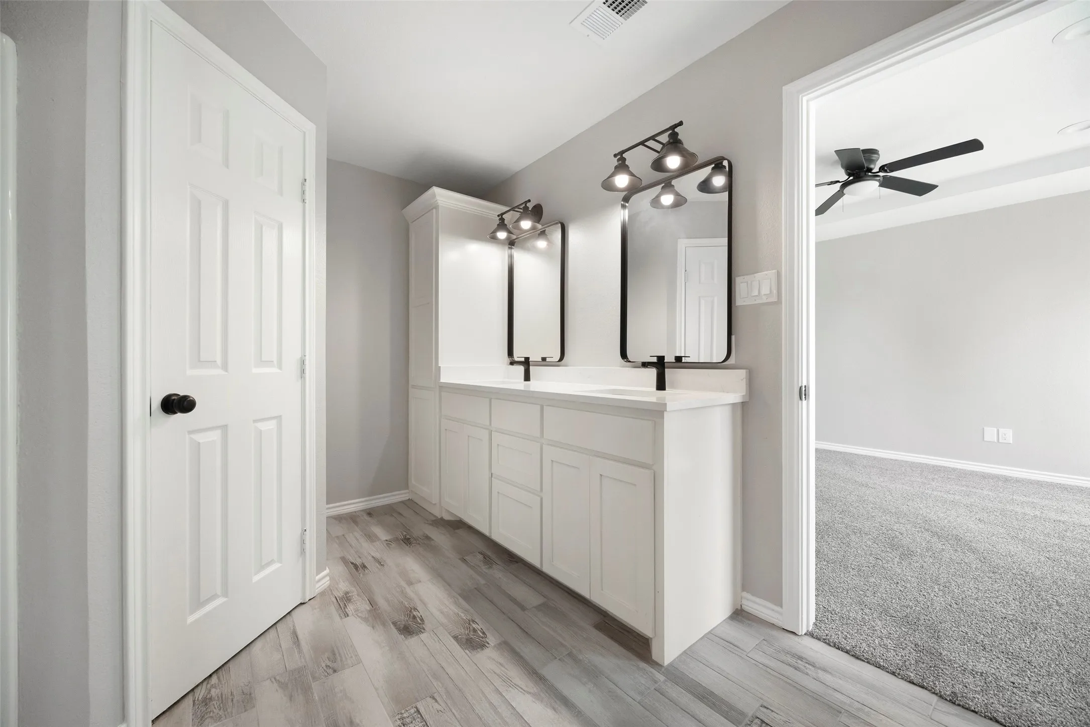 Single Family Residence For Sale in Hunt County , 2538 County Road 3127, Greenville, Texas 75402, 3 Bedrooms, 2 Bathrooms, 2 Garage spaces, 1,360 Sqft, built in 2005, Price $320,000, mls#21337585, Real Estate Agent in Greenville, Homes For Sale in Hunt county, Homes For Sale in Greenville, Realtor in Greenville Texas, Real Estate Brokerage Independent Realty Texas, Luminita Cordes Realtor