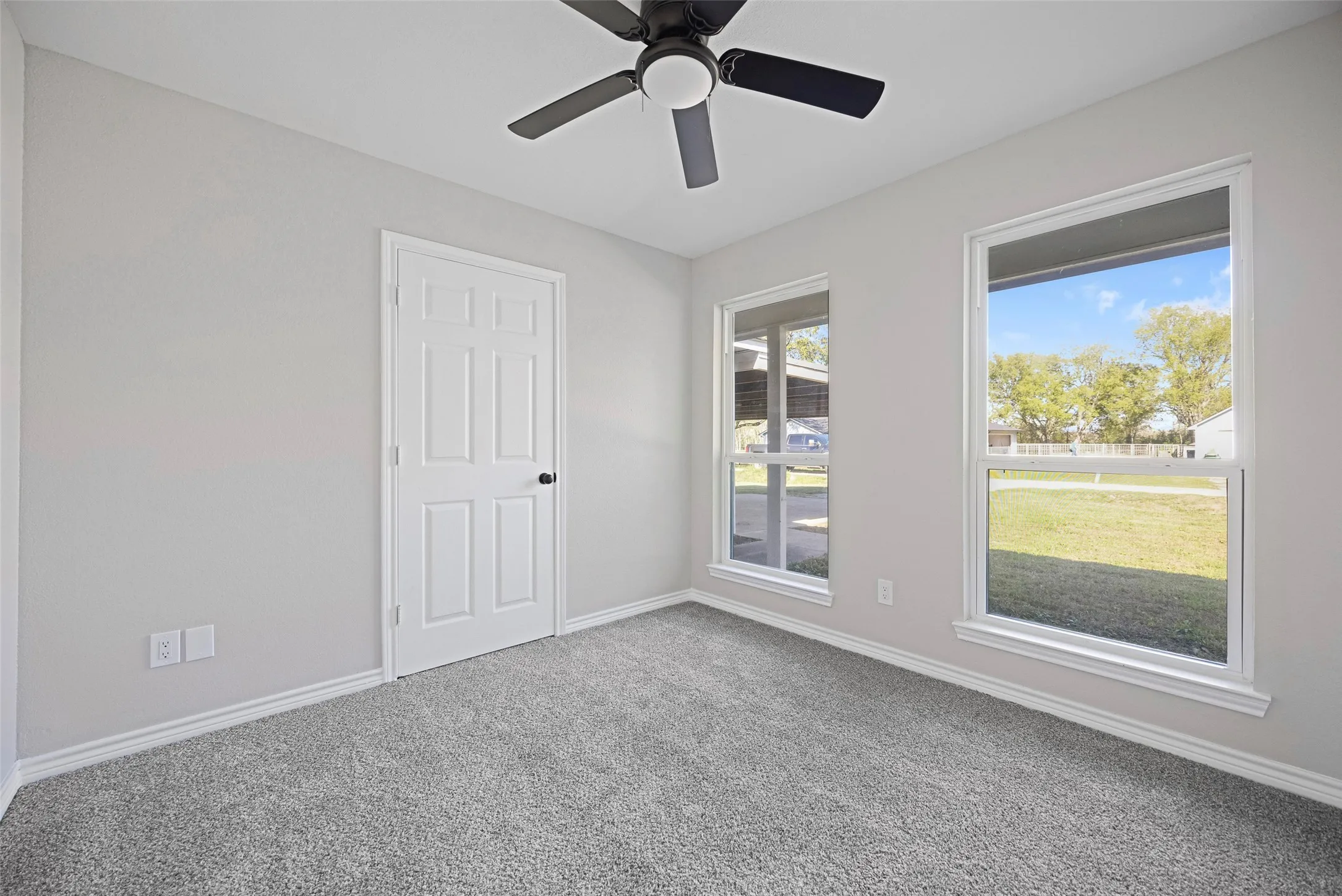 Single Family Residence For Sale in Hunt County , 2538 County Road 3127, Greenville, Texas 75402, 3 Bedrooms, 2 Bathrooms, 2 Garage spaces, 1,360 Sqft, built in 2005, Price $320,000, mls#21337585, Real Estate Agent in Greenville, Homes For Sale in Hunt county, Homes For Sale in Greenville, Realtor in Greenville Texas, Real Estate Brokerage Independent Realty Texas, Luminita Cordes Realtor