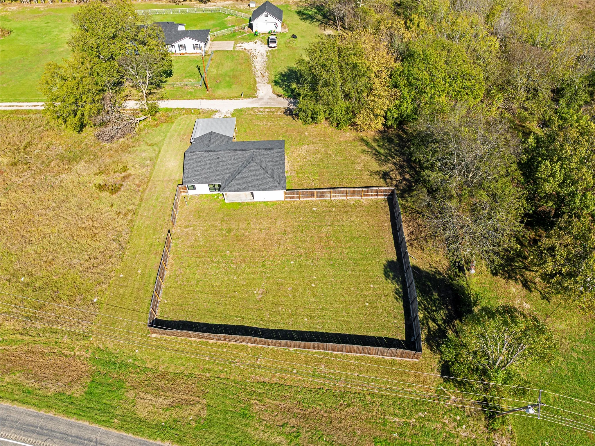 Single Family Residence For Sale in Hunt County , 2538 County Road 3127, Greenville, Texas 75402, 3 Bedrooms, 2 Bathrooms, 2 Garage spaces, 1,360 Sqft, built in 2005, Price $320,000, mls#21337585, Real Estate Agent in Greenville, Homes For Sale in Hunt county, Homes For Sale in Greenville, Realtor in Greenville Texas, Real Estate Brokerage Independent Realty Texas, Luminita Cordes Realtor